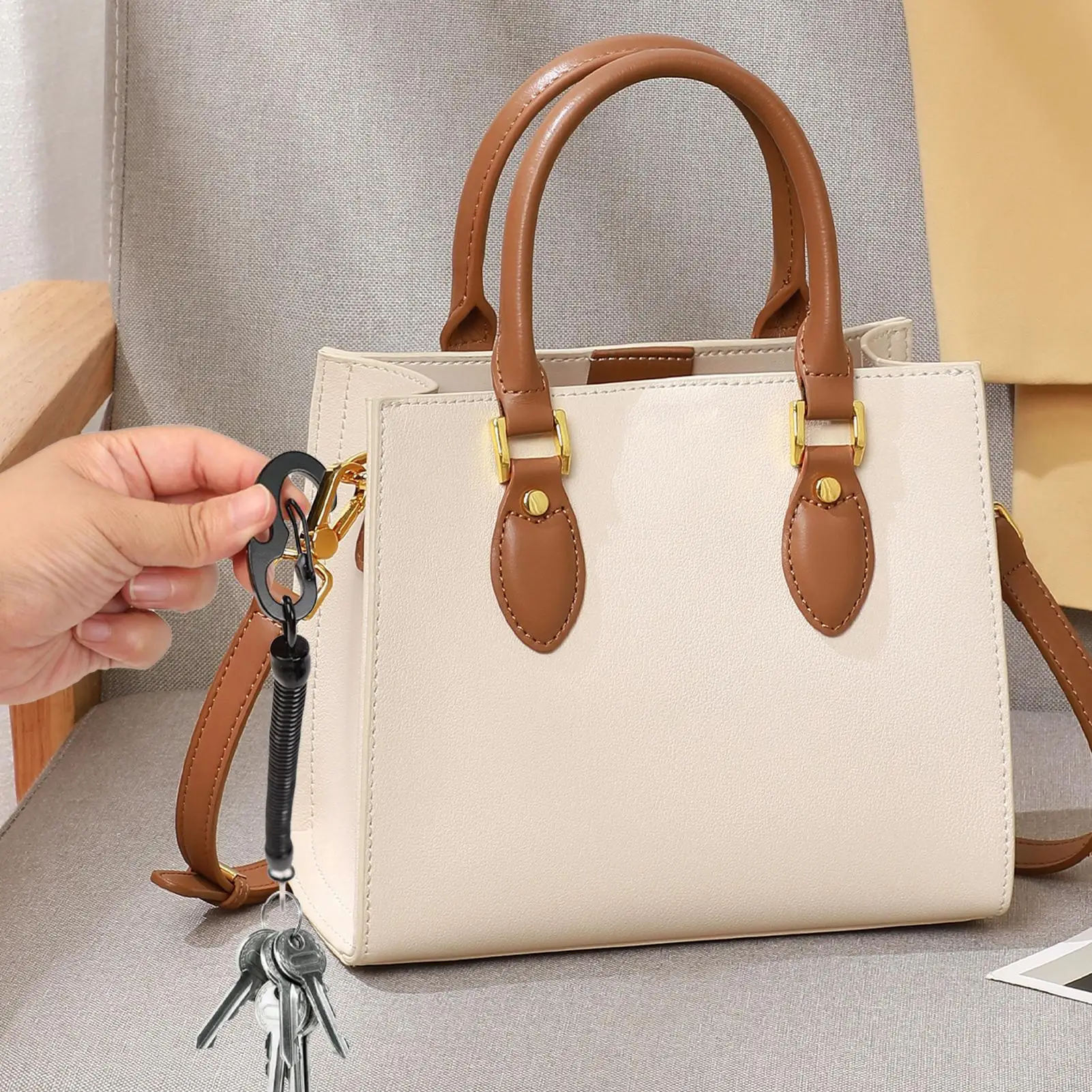 Ремешок для ключей с карабином, ремешок с катушкой, выдвижной эластичный ремень безопасности с защитой от потерь для рюкзака, каяка, рыбалки, подводного плавания
Ремешок для ключей с карабином, ремешок с катушкой, выдвижной эластичный ремень безопасности с защитой от потерь для рюкзака, каяка, рыбалки, подводного плавания