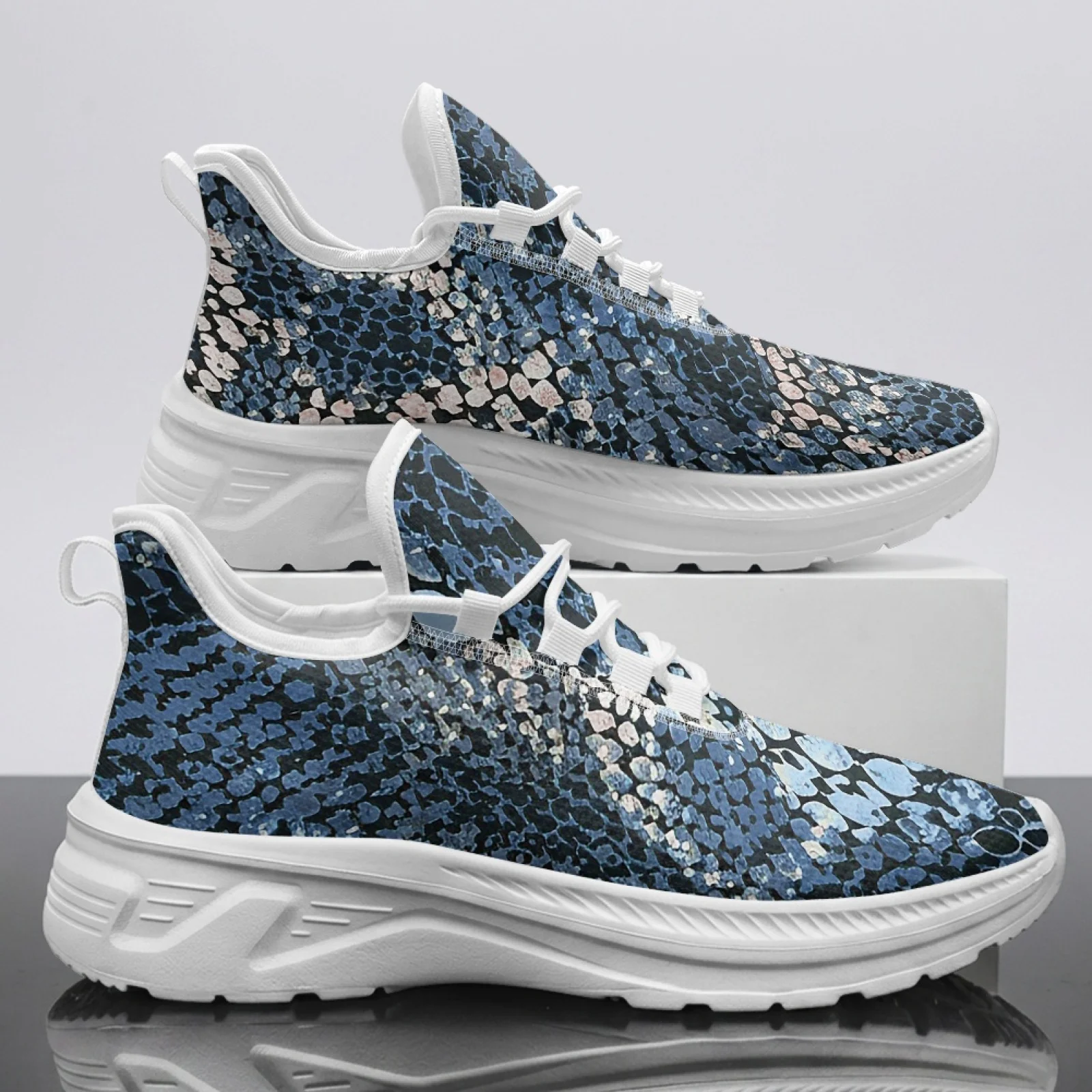XIXIRIMIDO Snake-Skin Pattern Mesh Sneakers Women'S Running Shoes Men'S Commuter Shoes Soft Breathable Lightweight Comfortable
XIXIRIMIDO Snake-Skin Pattern Mesh Sneakers Women'S Running Shoes Men'S Commuter Shoes Soft Breathable Lightweight Comfortable
