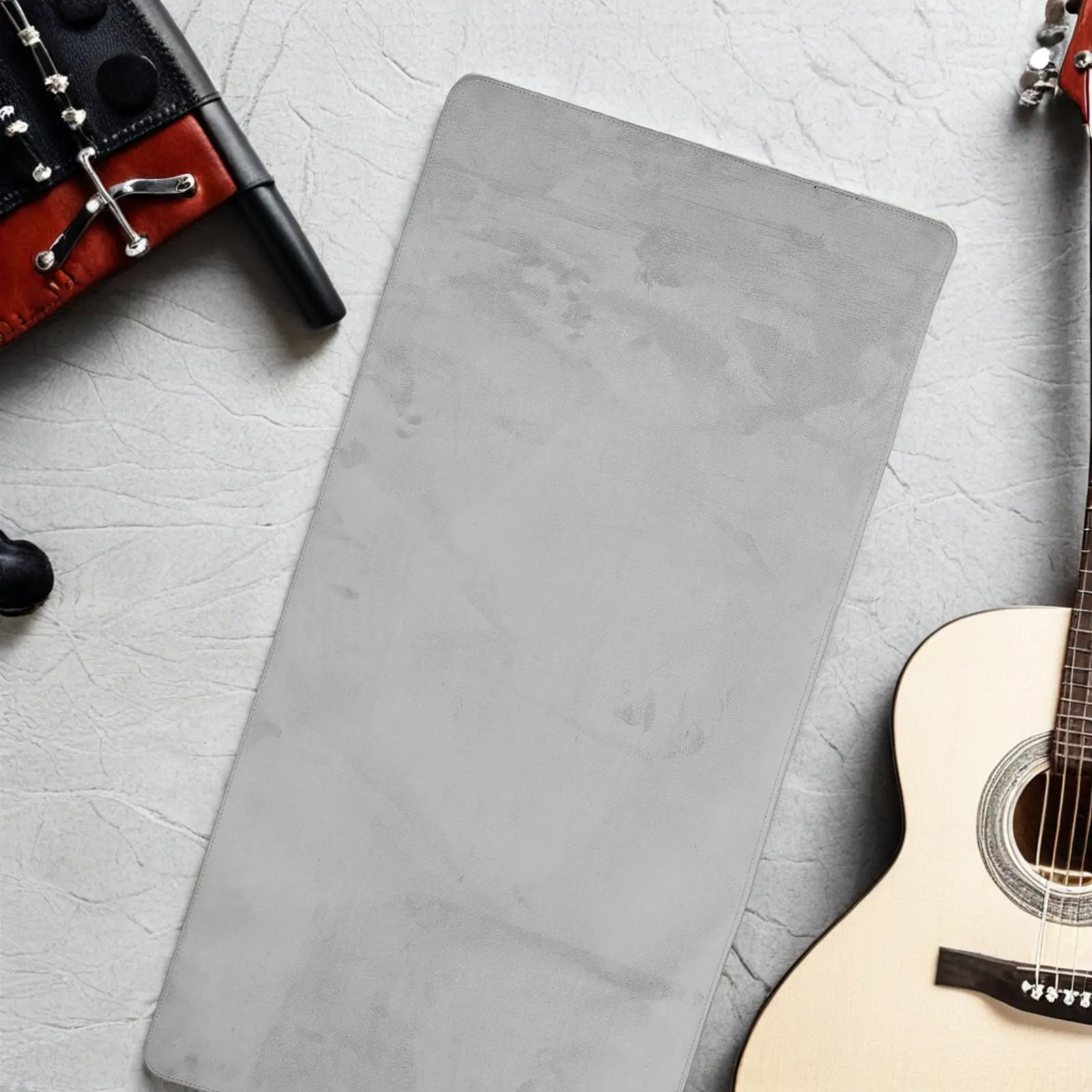 Guitar Maintenance Mat 35.4" X 17.7" Anti-Scratch Workbench Pad For Guitar Bass Ukulele Repair Station Luthier Tool
Guitar Maintenance Mat 35.4" X 17.7" Anti-Scratch Workbench Pad For Guitar Bass Ukulele Repair Station Luthier Tool