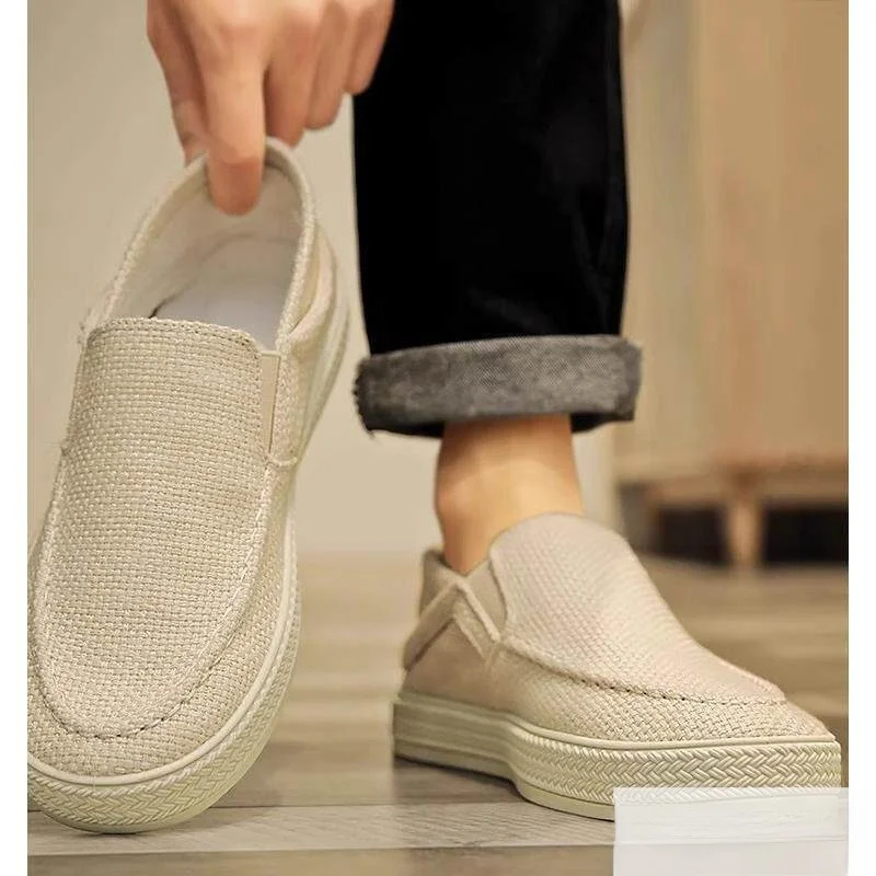 Beijing Men's Canvas Slip-On Shoes Breathable Casual Soft Bottom Loafers Low Cut Rubber Sole Youth Trend Footwear
Beijing Men's Canvas Slip-On Shoes Breathable Casual Soft Bottom Loafers Low Cut Rubber Sole Youth Trend Footwear