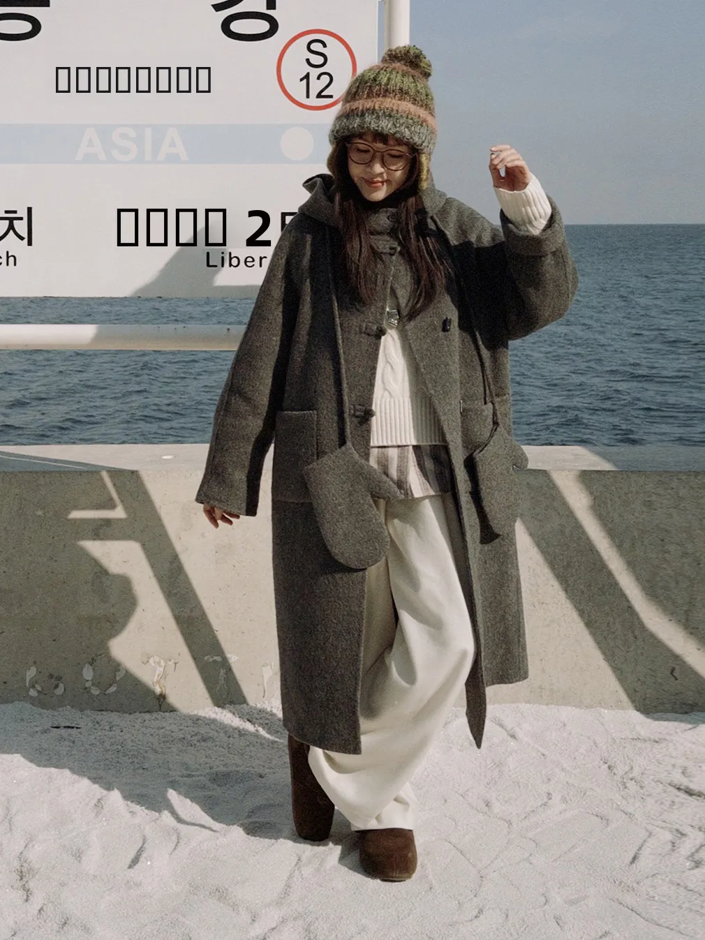 Vintage Full Wool Loose Women's Coat with Gloves Hood Double Breasted Thiened Long Sve Casual Busin Commute Daily
Vintage Full Wool Loose Women's Coat with Gloves Hood Double Breasted Thiened Long Sve Casual Busin Commute Daily