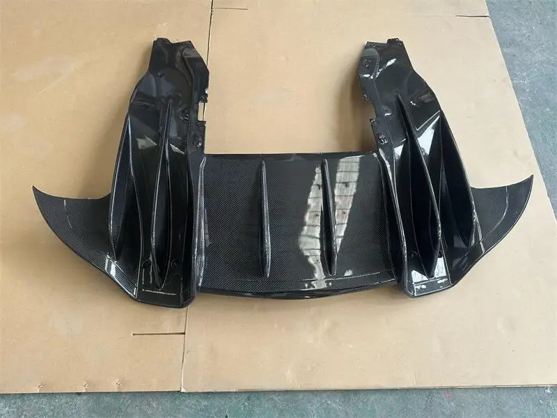 Carbon fiber rear lip diffuser spoiler for McLaren 540C 570S 570GT modified body kit
Carbon fiber rear lip diffuser spoiler for McLaren 540C 570S 570GT modified body kit