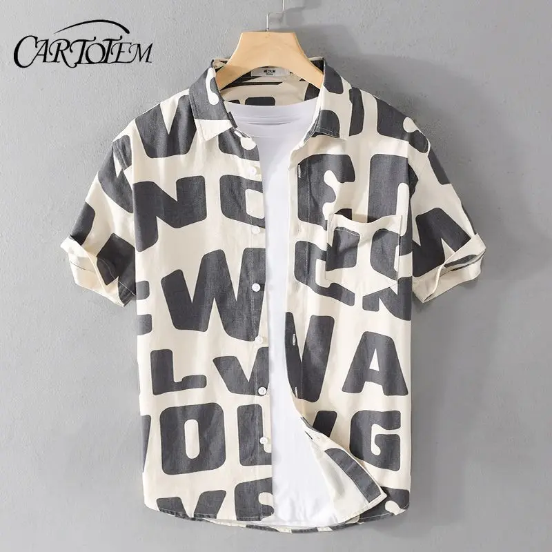 Summer New Men's Square Collar Button Spliced Pockets Printed Letter Fashion Trendy Loose Short Sleeve Young Style Shirt Tops
Summer New Men's Square Collar Button Spliced Pockets Printed Letter Fashion Trendy Loose Short Sleeve Young Style Shirt Tops