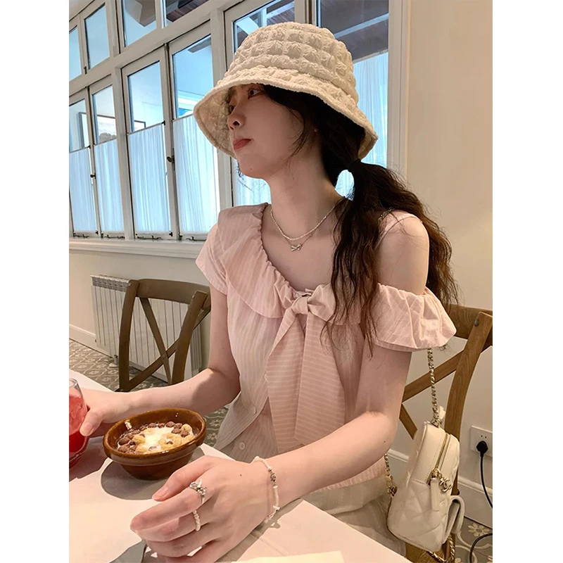 Sweet Pink Striped Shirts Women Fashion Cropped Skew Collar Bow Blouses Summer Harajuku Korean Ruffles Short Sleeve Tops
Sweet Pink Striped Shirts Women Fashion Cropped Skew Collar Bow Blouses Summer Harajuku Korean Ruffles Short Sleeve Tops