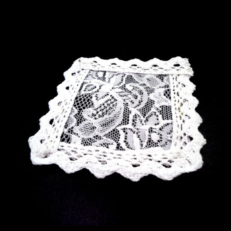 1pc 1:12 Scale Dollhouse Mini Retro Lace Coffee Table Mat Model Playhouse Miniature Decorations Ornament Accessories Can Diy
1pc 1:12 Scale Dollhouse Mini Retro Lace Coffee Table Mat Model Playhouse Miniature Decorations Ornament Accessories Can Diy