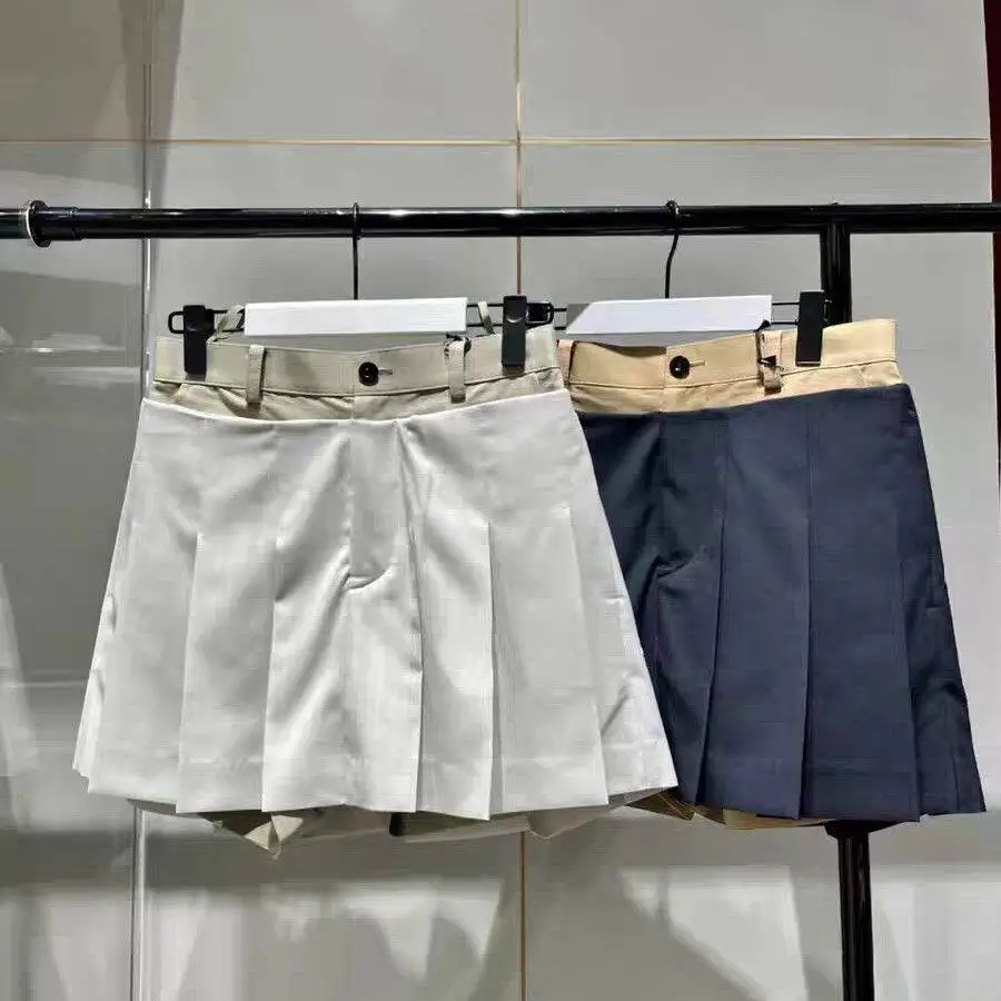 SACA summer contrasting color splicing pleated skirt pants
SACA summer contrasting color splicing pleated skirt pants