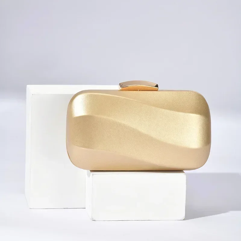 Fancy Golden Clutch Purse Solid Color PU Square Evening Bags Elegant Wedding Party Silver Handbags Glossy Round Square Clutch
Fancy Golden Clutch Purse Solid Color PU Square Evening Bags Elegant Wedding Party Silver Handbags Glossy Round Square Clutch