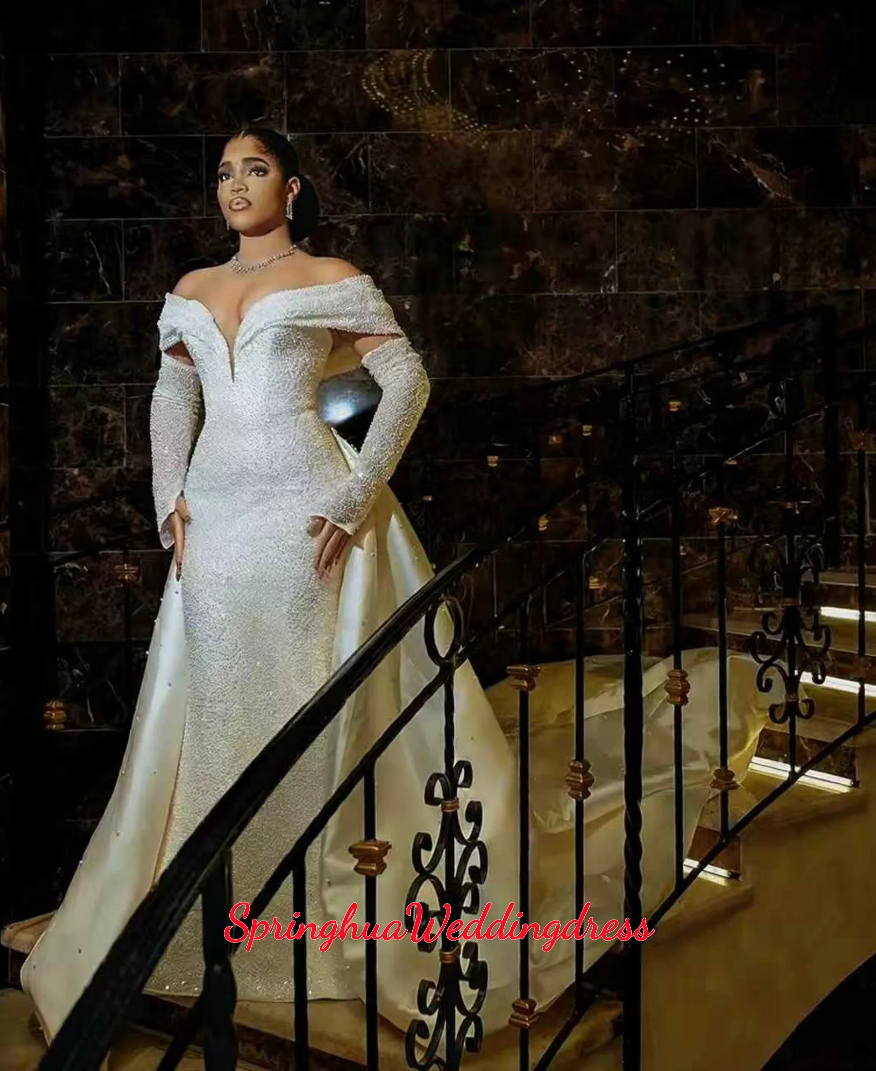 Customized Luxury Lace Sparkle Mermaid Wedding Dress Detachable Tail Sexy Off Shoulder V-neck Long Sleeve Retro Bride Dress
Customized Luxury Lace Sparkle Mermaid Wedding Dress Detachable Tail Sexy Off Shoulder V-neck Long Sleeve Retro Bride Dress
