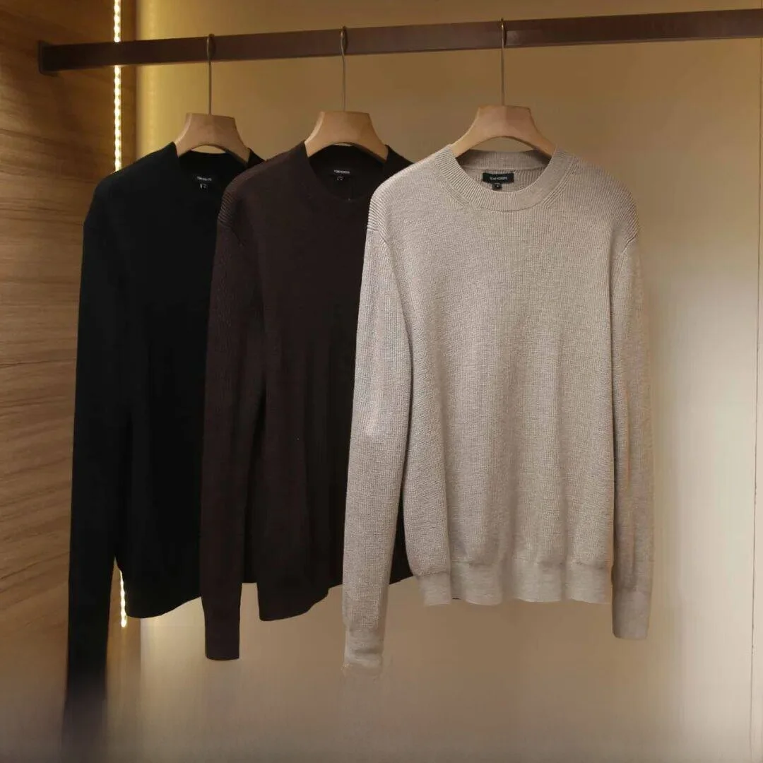 Italian Luxury Men's Knitted Business Sweater Wool Blend round Neck Pullover Fine Gauge Acrylic Polyester Nylon Silk
Italian Luxury Men's Knitted Business Sweater Wool Blend round Neck Pullover Fine Gauge Acrylic Polyester Nylon Silk