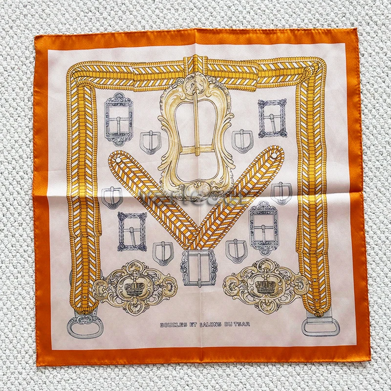 Two Sided Print Women Silk Scarf 53cm Hand Rolled Edge Bandanas Twill Shawls Neck Head Accessories Bag Hand Decoration Love Gift
Two Sided Print Women Silk Scarf 53cm Hand Rolled Edge Bandanas Twill Shawls Neck Head Accessories Bag Hand Decoration Love Gift