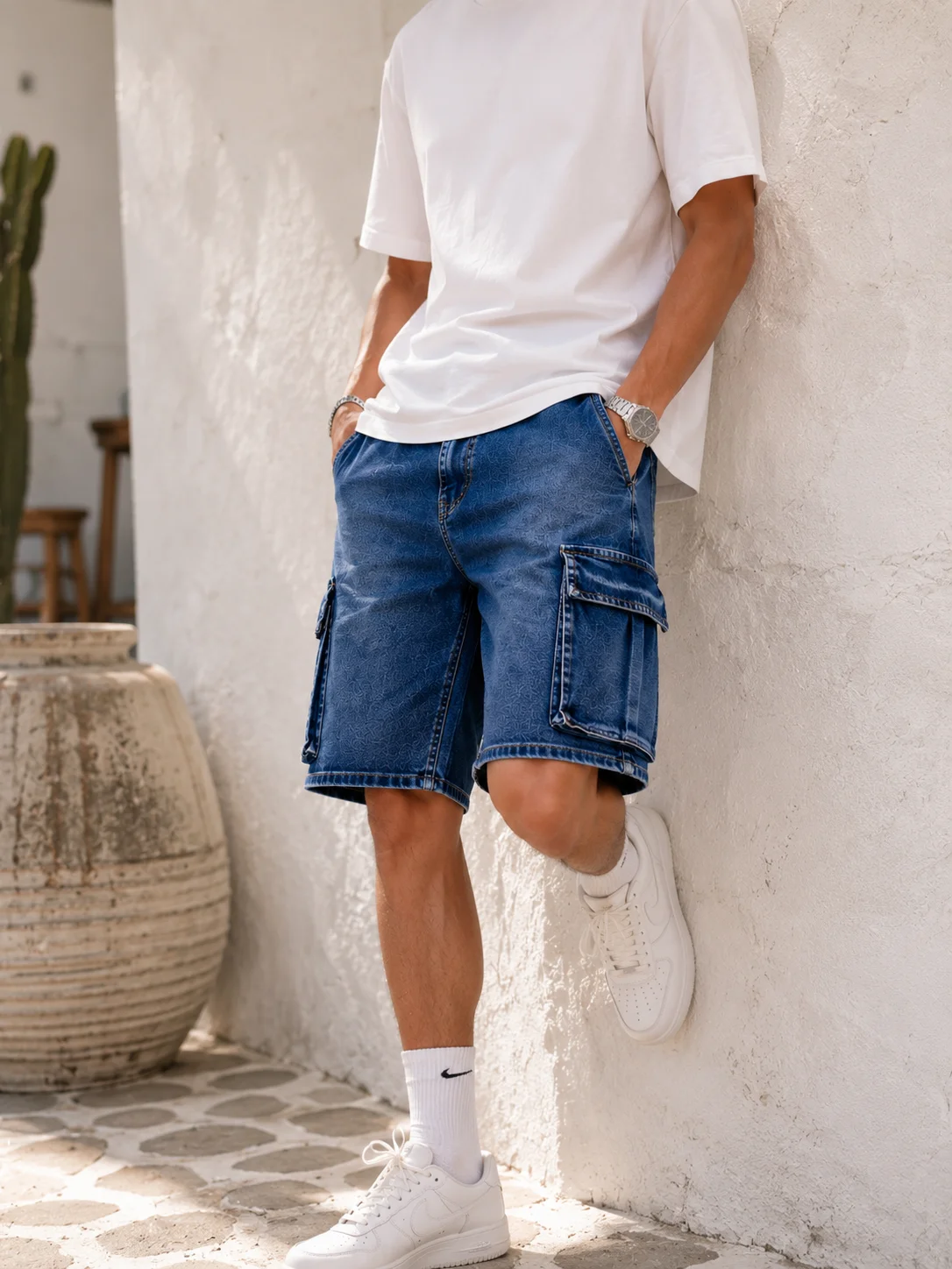 Men's New Summer Style: Multi-Pocket Heavy-Duty Blue Fashionable Casual Everyday Sports Workwear Knee-Length Denim Shorts
Men's New Summer Style: Multi-Pocket Heavy-Duty Blue Fashionable Casual Everyday Sports Workwear Knee-Length Denim Shorts