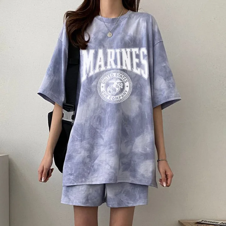 Women Shorts and Letter Printed O Neck Half Sleeve Oversize Tracksuit Tie Dye Design Summer Outfits Korean Streetwear Chic Suits 
Women Shorts and Letter Printed O Neck Half Sleeve Oversize Tracksuit Tie Dye Design Summer Outfits Korean Streetwear Chic Suits