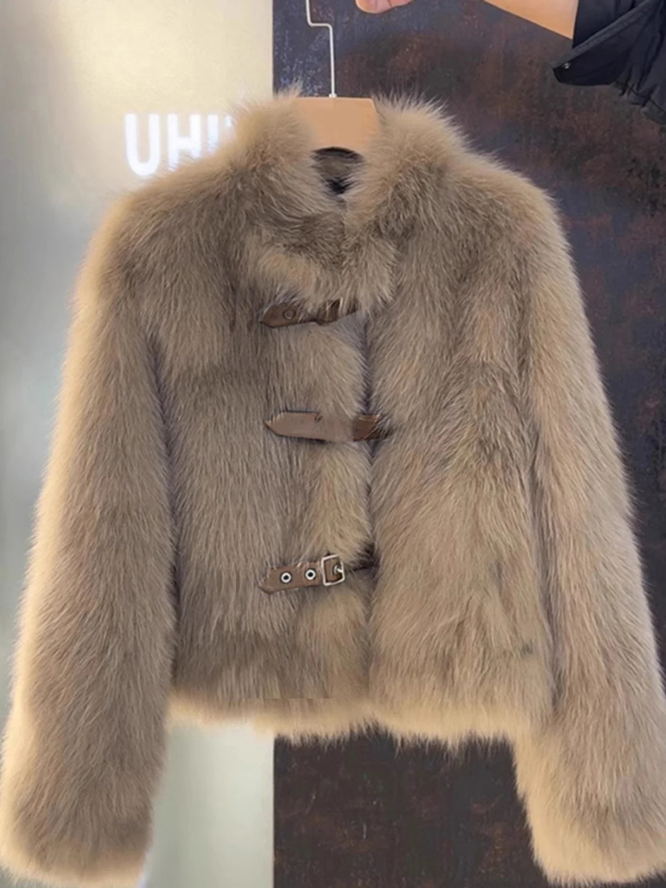 Women's Fur Coat Fur Inteated Winter Jaet ort Sle Long Sve Collar Loose Fit Premium Quali Leatherwear
Women's Fur Coat Fur Inteated Winter Jaet ort Sle Long Sve Collar Loose Fit Premium Quali Leatherwear