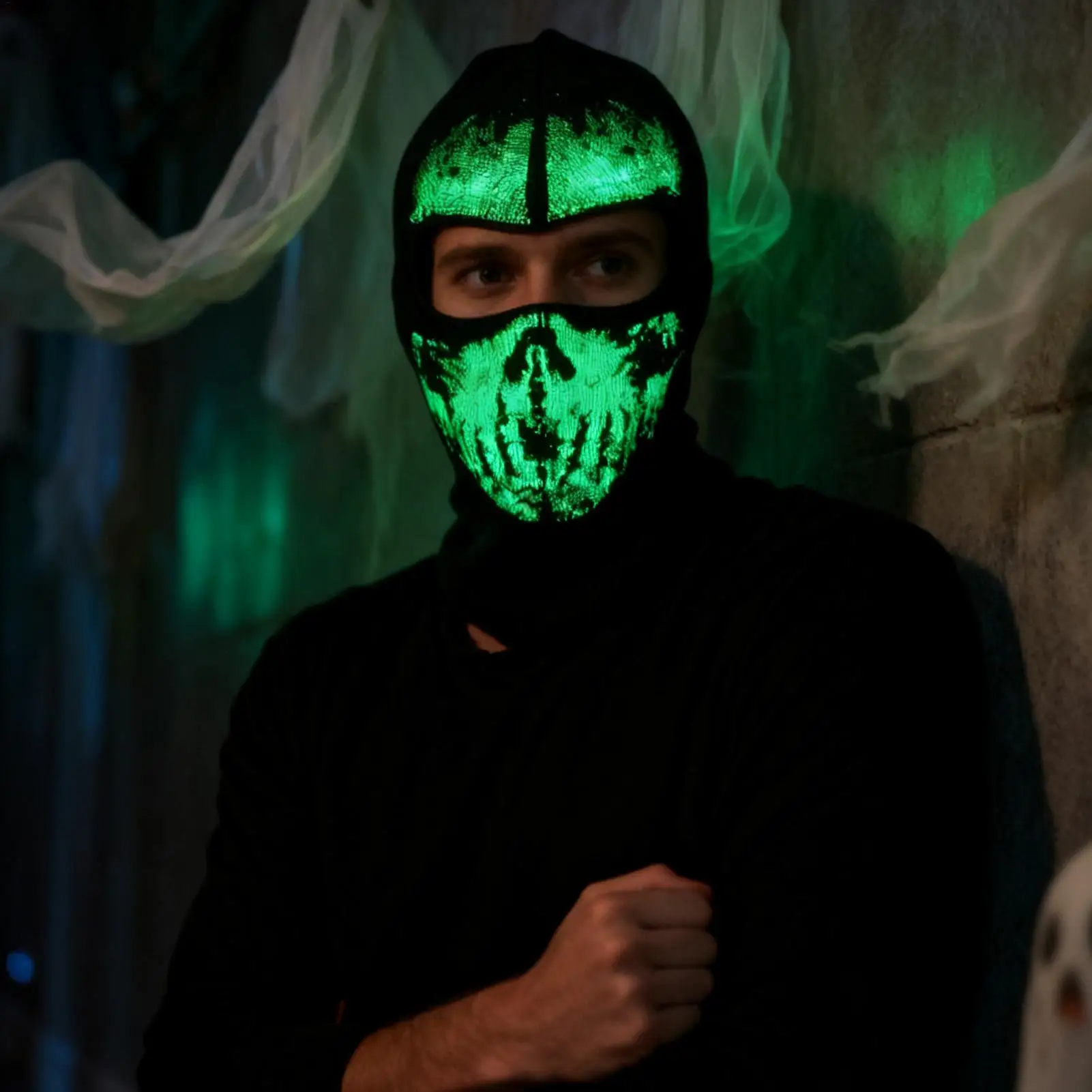 Лыжный чехол для лица, капюшон с черепом на Хэллоуин, светящиеся зимние термолыжные гетры для катания на лыжах для бегунов, велосипедистов, женщин, косплей, мотоцикл
Лыжный чехол для лица, капюшон с черепом на Хэллоуин, светящиеся зимние термолыжные гетры для катания на лыжах для бегунов, велосипедистов, женщин, косплей, мотоцикл