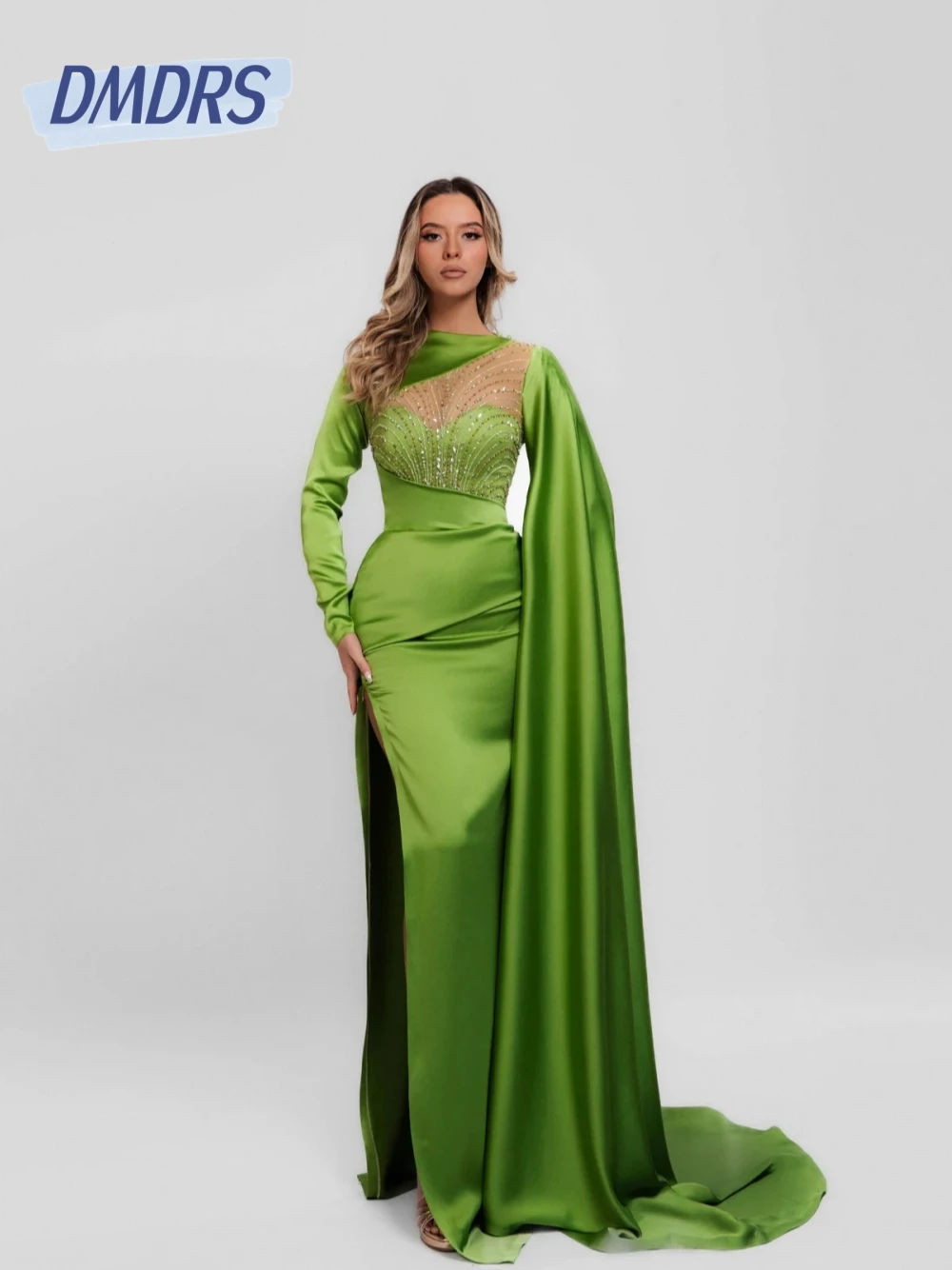 Green Satin Charming Evening Dress Sequined Customized 2026 Side Cape Long Sleeves Prom Gown Gorgeous Formal Events Women Wear
Green Satin Charming Evening Dress Sequined Customized 2026 Side Cape Long Sleeves Prom Gown Gorgeous Formal Events Women Wear