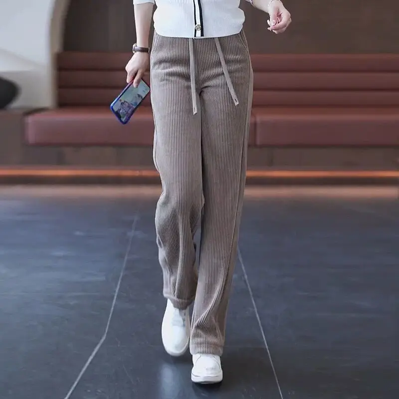 Wide Leg Pants Women's Autumn and Winter New High Waist Vertical Tube Corduroy Casual Spring and Autumn Plush Thickened Pants
Wide Leg Pants Women's Autumn and Winter New High Waist Vertical Tube Corduroy Casual Spring and Autumn Plush Thickened Pants
