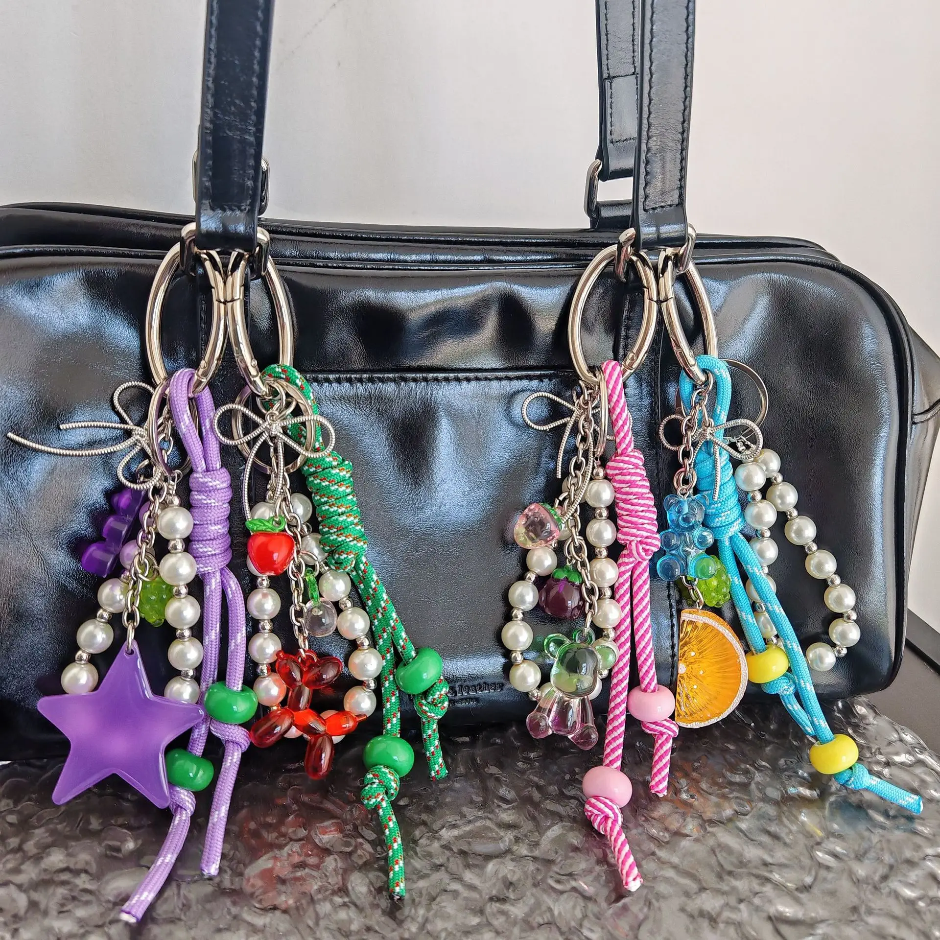 New Small Fresh Transparent Fruit Lemon Cherry Pearl Color Braided Rope High-end Bag Pendant Keychain Mobile Phone Chain
New Small Fresh Transparent Fruit Lemon Cherry Pearl Color Braided Rope High-end Bag Pendant Keychain Mobile Phone Chain
