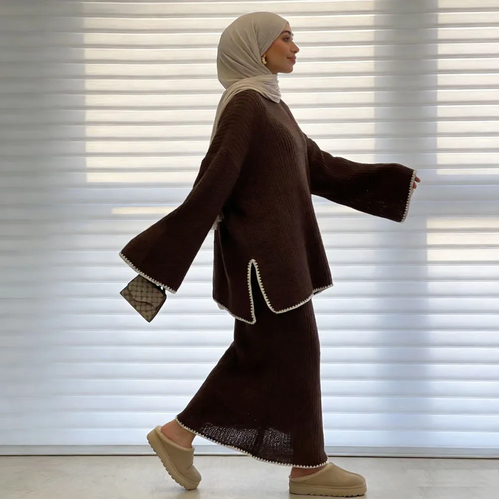 Модный зимний мусульманский комплект из 2 предметов, женский топ из Дубая, Абая, юбка, вязаный свитер, платье, скромная исламская одежда, ансамбли на Ближнем Востоке
Модный зимний мусульманский комплект из 2 предметов, женский топ из Дубая, Абая, юбка, вязаный свитер, платье, скромная исламская одежда, ансамбли на Ближнем Востоке
