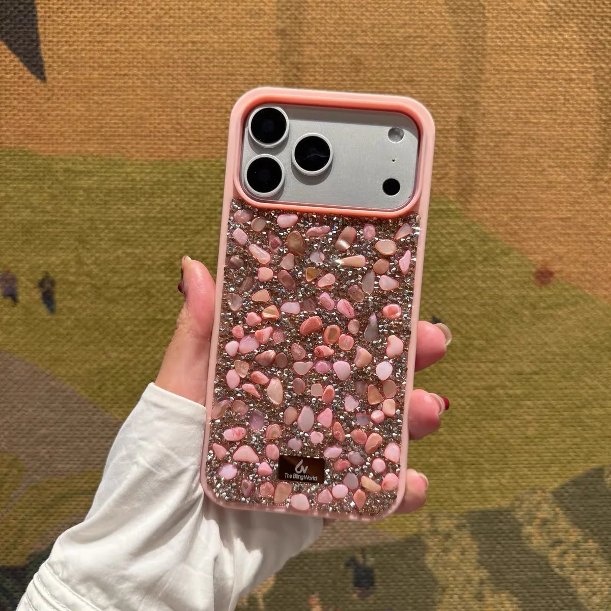 Suitable for iPhone, glittering colored gemstone phone case, shock-proof silicone protective cover.
Suitable for iPhone, glittering colored gemstone phone case, shock-proof silicone protective cover.