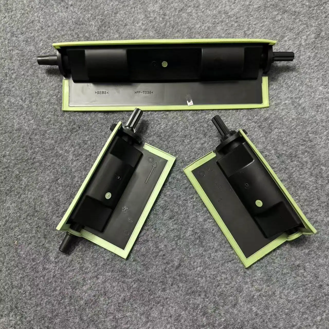 1pc for X-TRAIL 14-21 T32 Air conditioning evaporator box cooling and heating adjustment flap
1pc for X-TRAIL 14-21 T32 Air conditioning evaporator box cooling and heating adjustment flap
