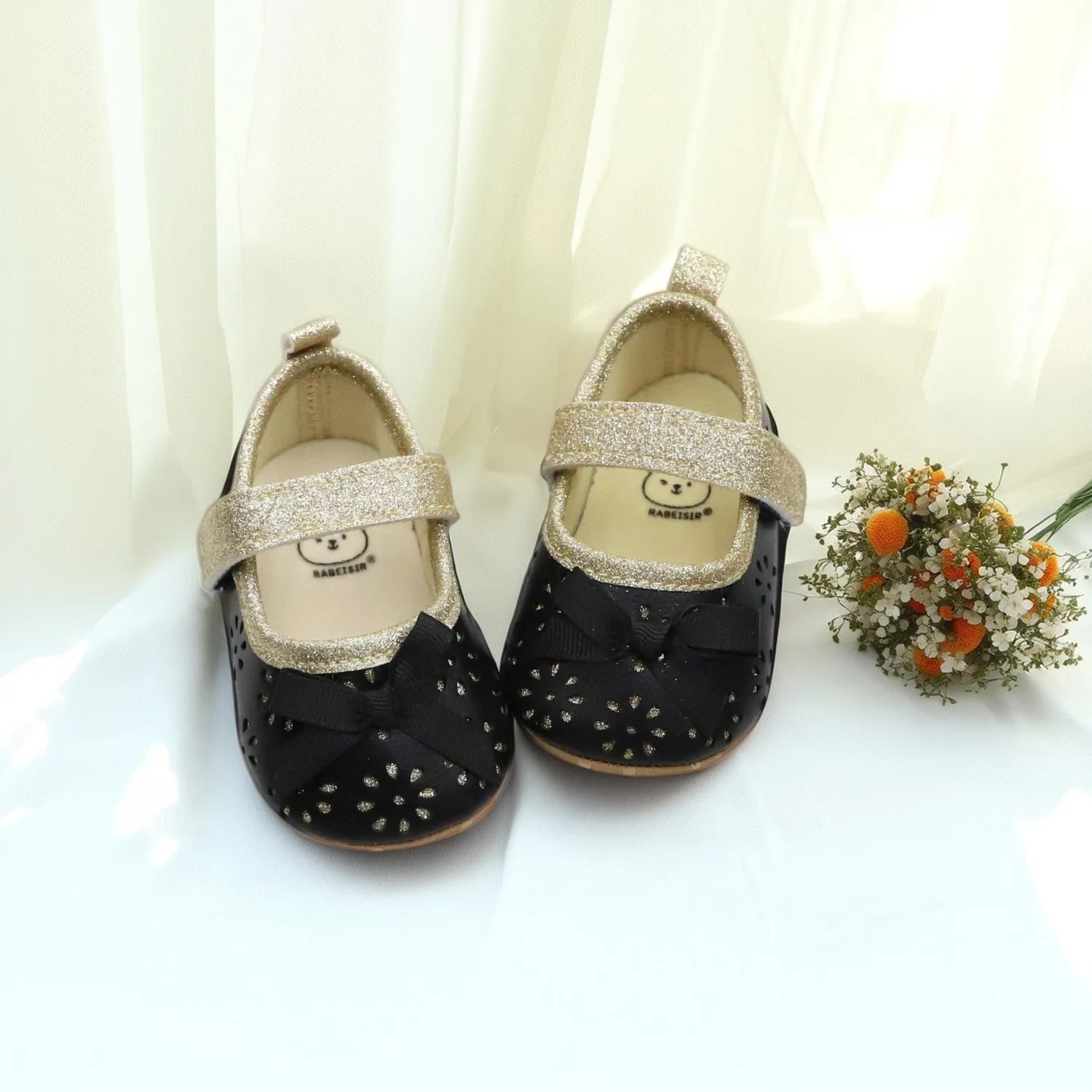 Baby shoes, princess shoes, baby walking shoes, 0-6-12-18 months, anti slip, breathable wedding wear 
Baby shoes, princess shoes, baby walking shoes, 0-6-12-18 months, anti slip, breathable wedding wear