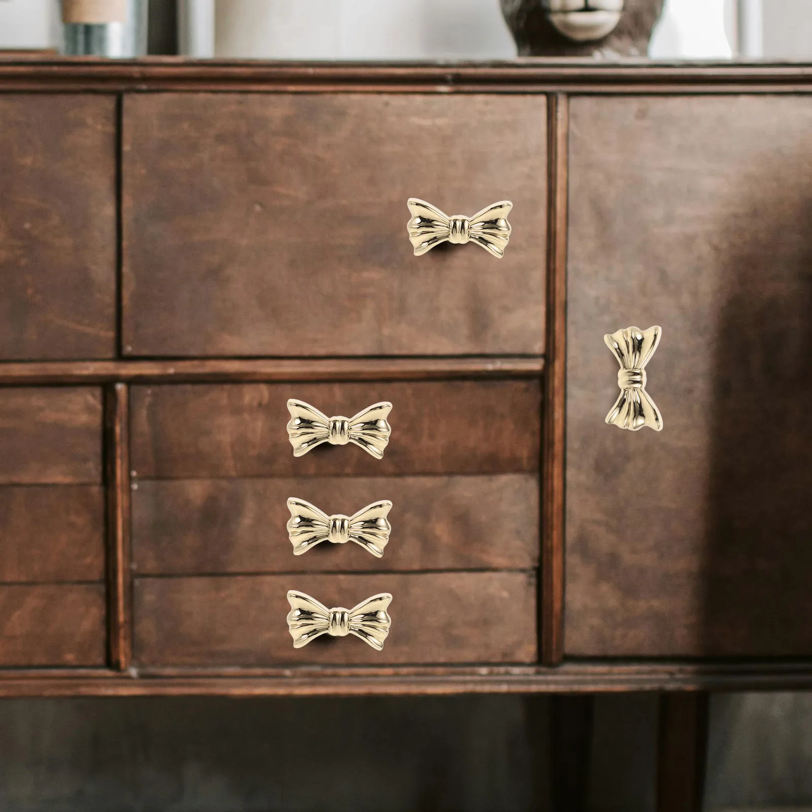 Golden Handle Vintage Decor Drawer Brass Cabinet Knobs Closet Door Bow Dresser Wardrobe
Golden Handle Vintage Decor Drawer Brass Cabinet Knobs Closet Door Bow Dresser Wardrobe