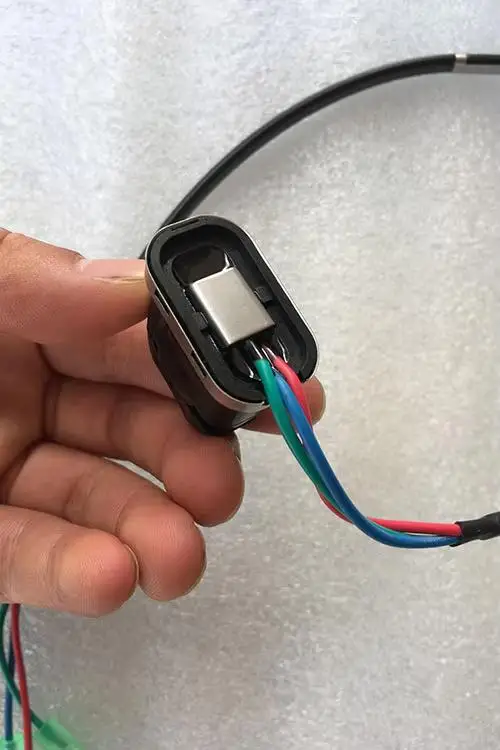 Yamaha Outboard Trim & Tilt Switch A - Replacement P/N 703-82563-02-00 & 703-82563-01-00
Yamaha Outboard Trim & Tilt Switch A - Replacement P/N 703-82563-02-00 & 703-82563-01-00