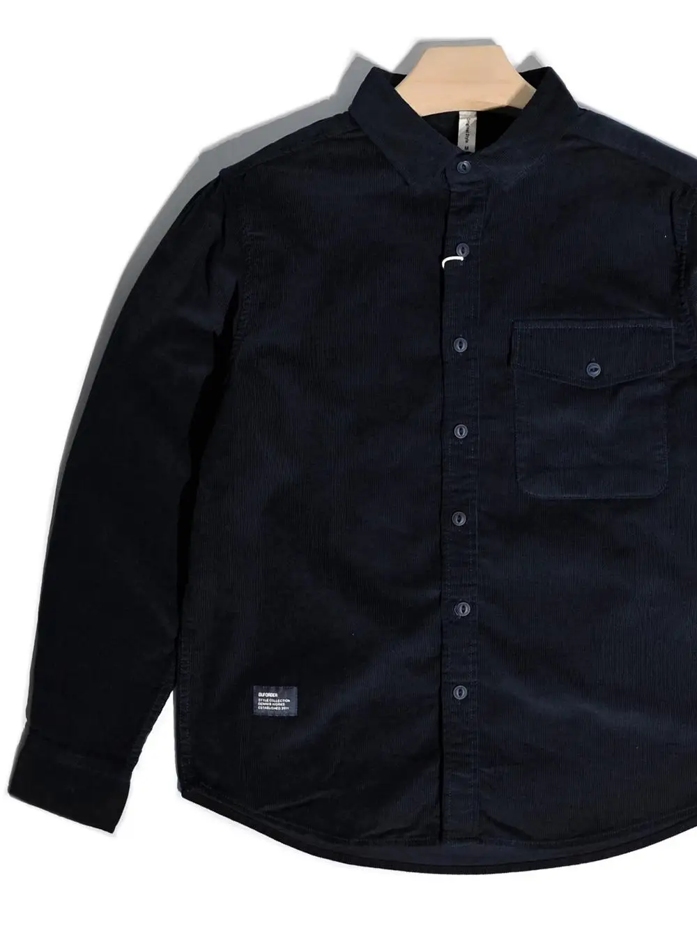 Large Size American Sle Casual Long Sve Cotton Corduroy irt Men's Outerwear Jaet Breathable Loose Fit Youth Faion
Large Size American Sle Casual Long Sve Cotton Corduroy irt Men's Outerwear Jaet Breathable Loose Fit Youth Faion