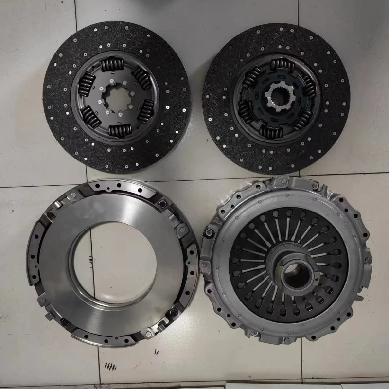 MERCEDES ACTROS 400mm Heavy Duty Truck Parts Clutch Kit 3400121501 0182509701
MERCEDES ACTROS 400mm Heavy Duty Truck Parts Clutch Kit 3400121501 0182509701