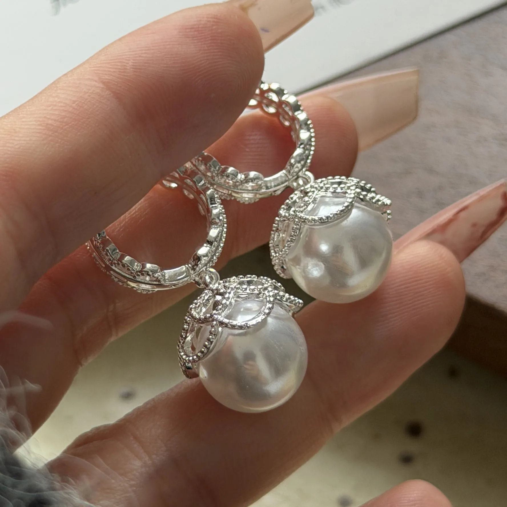 925 Sterling Silver Earrings For Women Trendy Geometric Pearl Tassel Earring Jewelry Prevent Allergy Party Gift Accessories
925 Sterling Silver Earrings For Women Trendy Geometric Pearl Tassel Earring Jewelry Prevent Allergy Party Gift Accessories