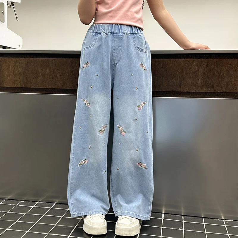 Child Straight Jeans with Embroidery For Teen Girl Casual Flower Denim Pants Teenage Kids Fashion Slim Fit Floral Jeans Trousers
Child Straight Jeans with Embroidery For Teen Girl Casual Flower Denim Pants Teenage Kids Fashion Slim Fit Floral Jeans Trousers