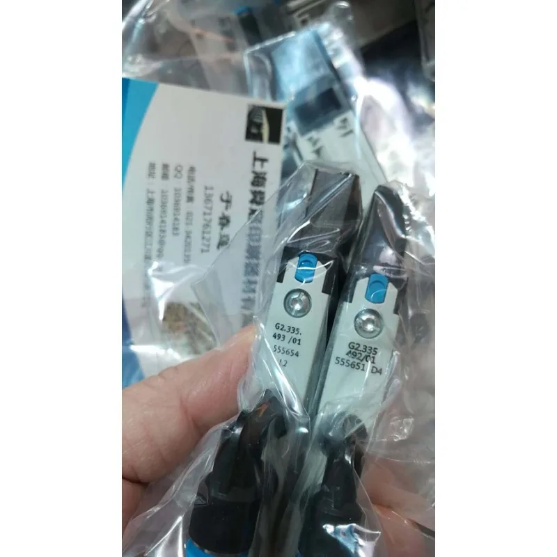 Parts for Heidelberg printing press, Solenoid valve G2.335 492 Solenoid valve G2 335.493
Parts for Heidelberg printing press, Solenoid valve G2.335 492 Solenoid valve G2 335.493