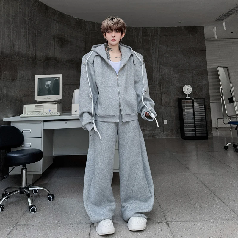 Осенний американский комплект: толстовка с капюшоном и широкие брюки, мужской костюм-двойка с завязками, модный дизайн
Осенний американский комплект: толстовка с капюшоном и широкие брюки, мужской костюм-двойка с завязками, модный дизайн