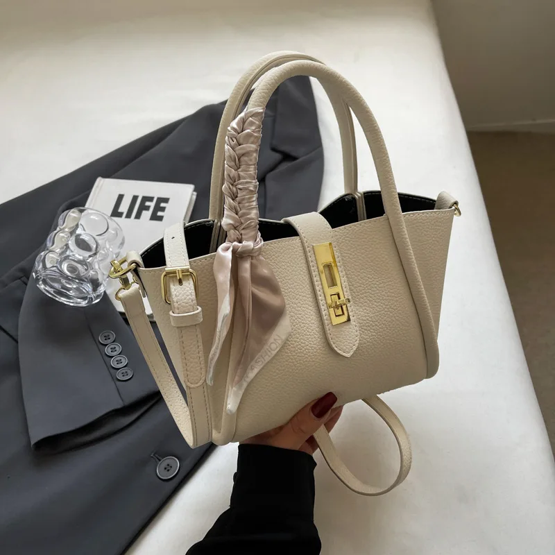 2025 New Trendy Bucket Bag - Small-Design Crossbody/Shoulder Purse, Korean Style Casual Bag for Women, Versatile & Fashionable
2025 New Trendy Bucket Bag - Small-Design Crossbody/Shoulder Purse, Korean Style Casual Bag for Women, Versatile & Fashionable