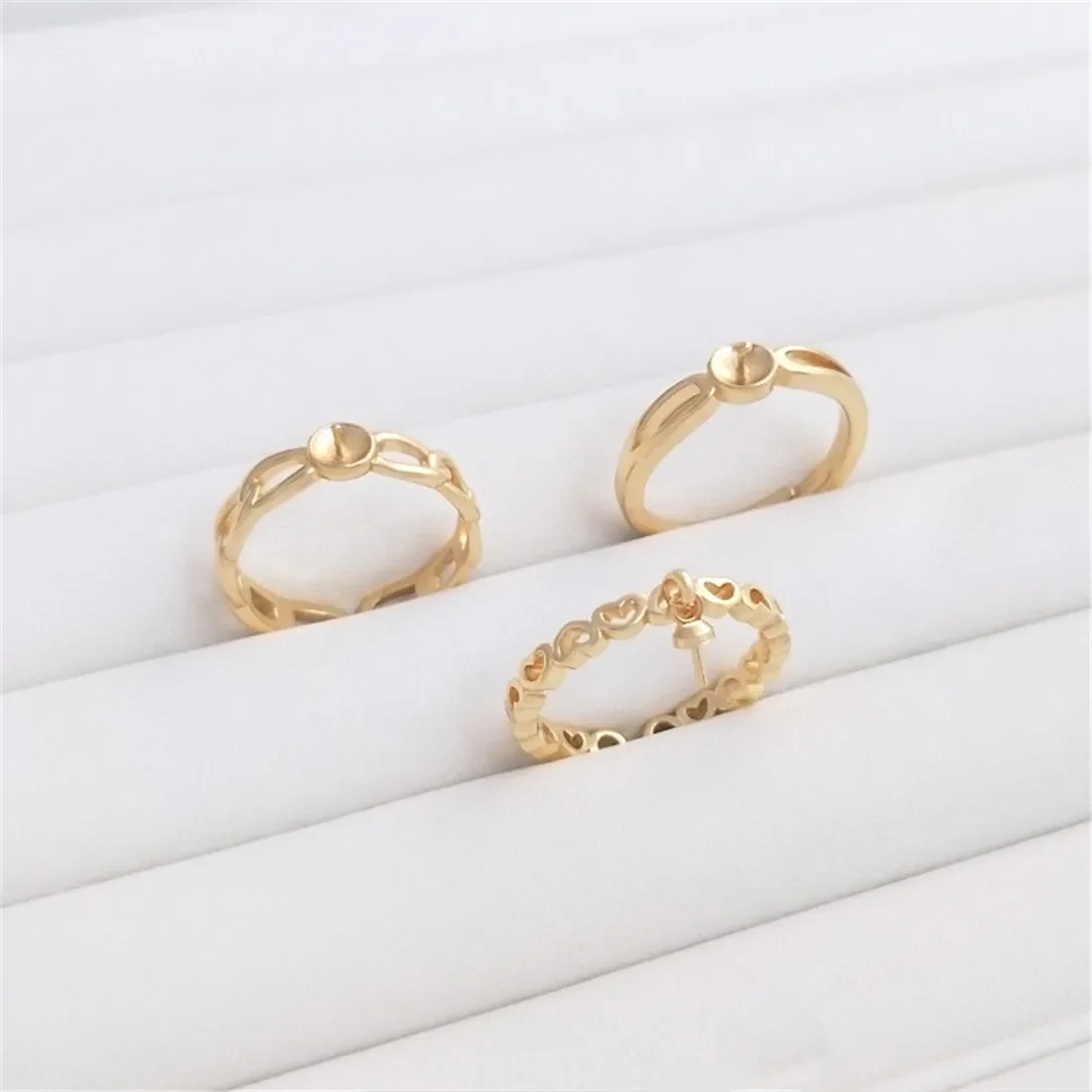 14K Copper Solid Gold Half Hole Bead Holder Ring Handmade DIY Viscose Crystal Pearl Inlaid Empty Holder Open Ring B696
14K Copper Solid Gold Half Hole Bead Holder Ring Handmade DIY Viscose Crystal Pearl Inlaid Empty Holder Open Ring B696