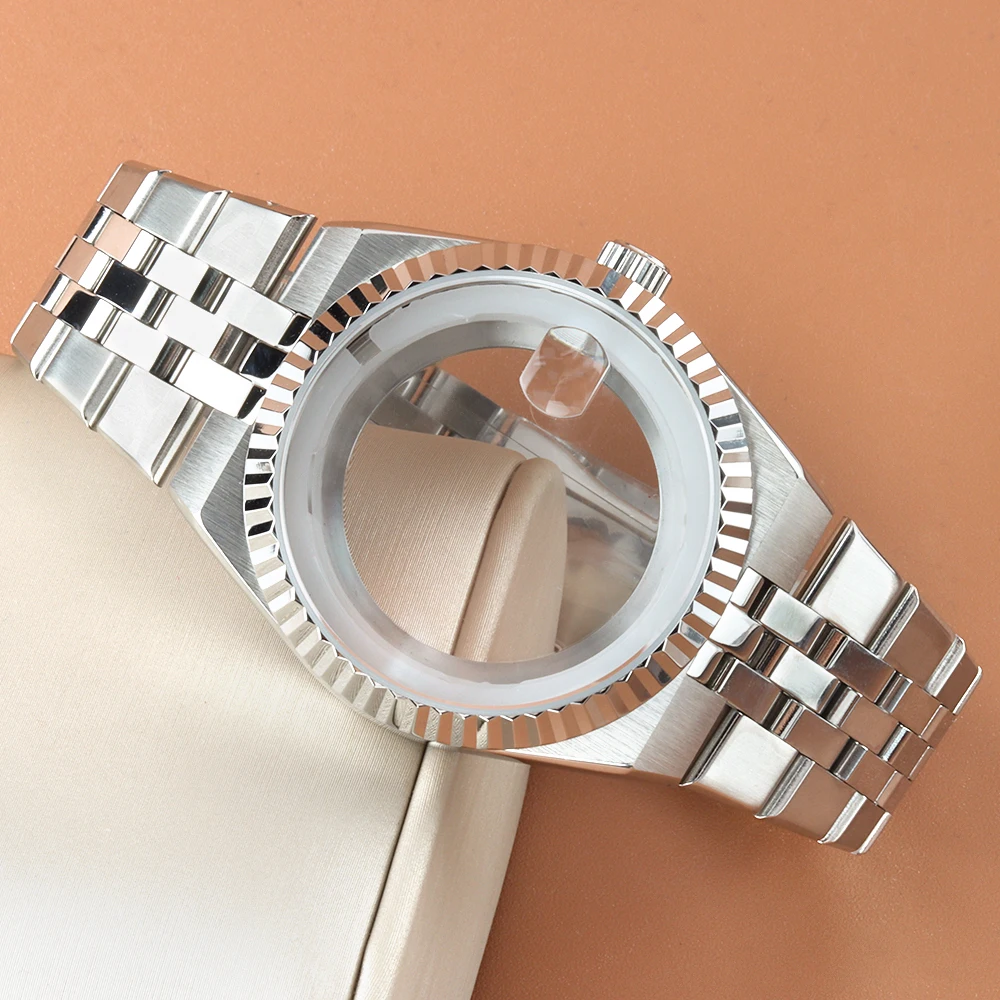 Silvery 40mm Case with Bracelet Sapphire Glass Fit Land-Dweller Seiko NH35 NH36 NH38 Movement 33.8mm Dial Waterproof Watch Case 
Silvery 40mm Case with Bracelet Sapphire Glass Fit Land-Dweller Seiko NH35 NH36 NH38 Movement 33.8mm Dial Waterproof Watch Case