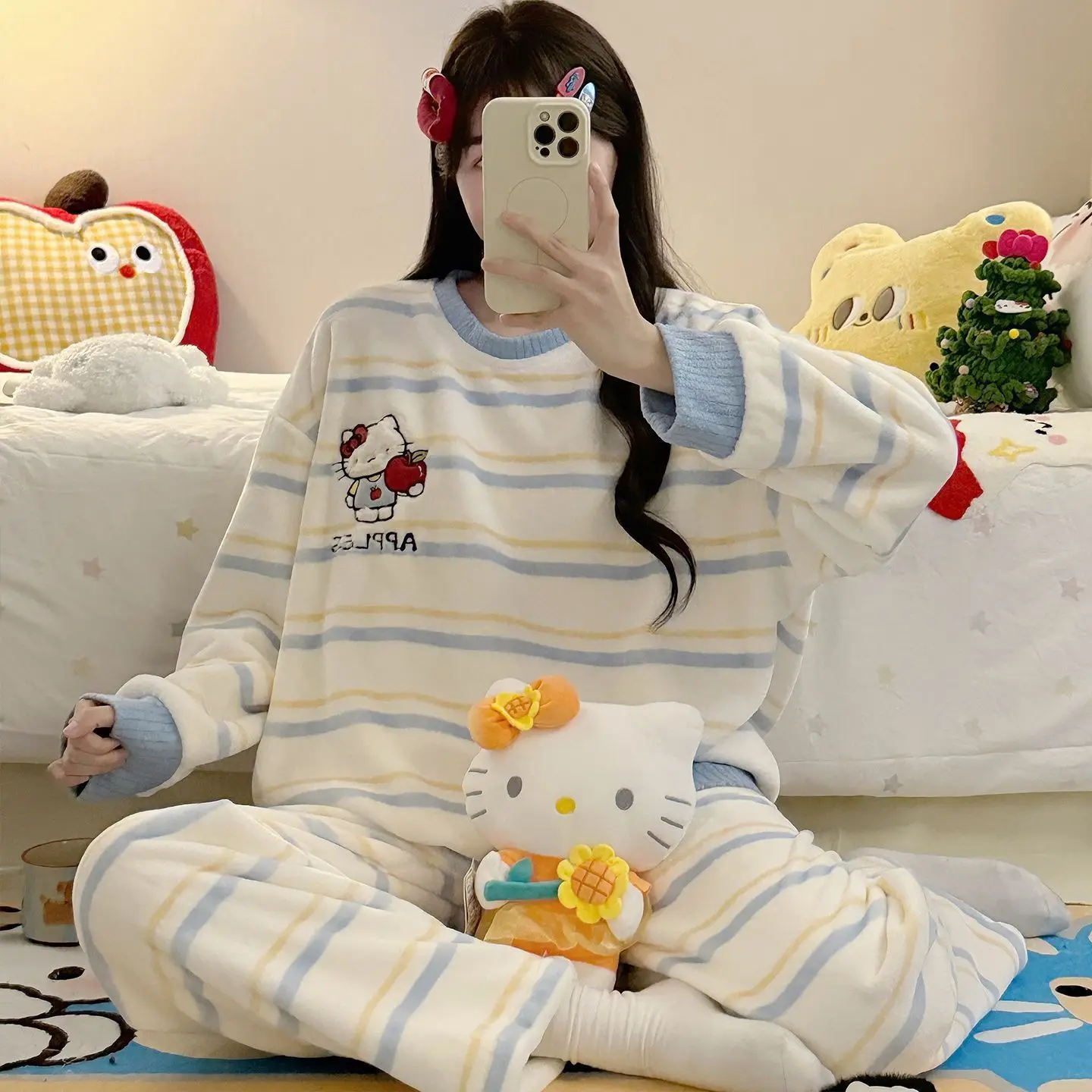 Молочно-голубые яблочные hellokitty, зимние фланелевые брюки с длинными рукавами для девочек, бархатные утепленные теплые пижамы, мягкая свободная домашняя одежда
Молочно-голубые яблочные hellokitty, зимние фланелевые брюки с длинными рукавами для девочек, бархатные утепленные теплые пижамы, мягкая свободная домашняя одежда