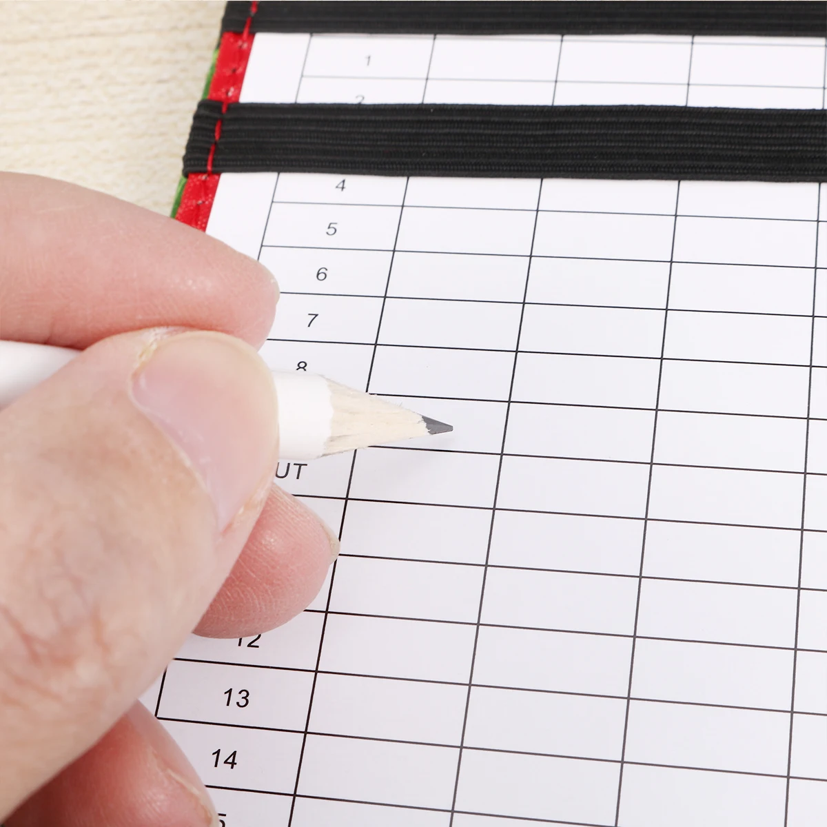 Golf Scorebook Tracking Card Accessories Scorecard Keeper Scoring Notebook PU Snakeskin Texture Durable Golf Training
Golf Scorebook Tracking Card Accessories Scorecard Keeper Scoring Notebook PU Snakeskin Texture Durable Golf Training