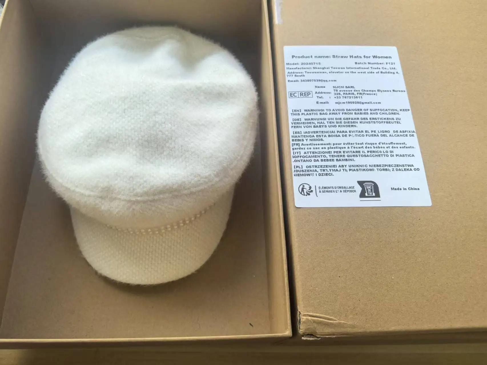 winter British style pearl plush military cap women fashion black and white beret
winter British style pearl plush military cap women fashion black and white beret