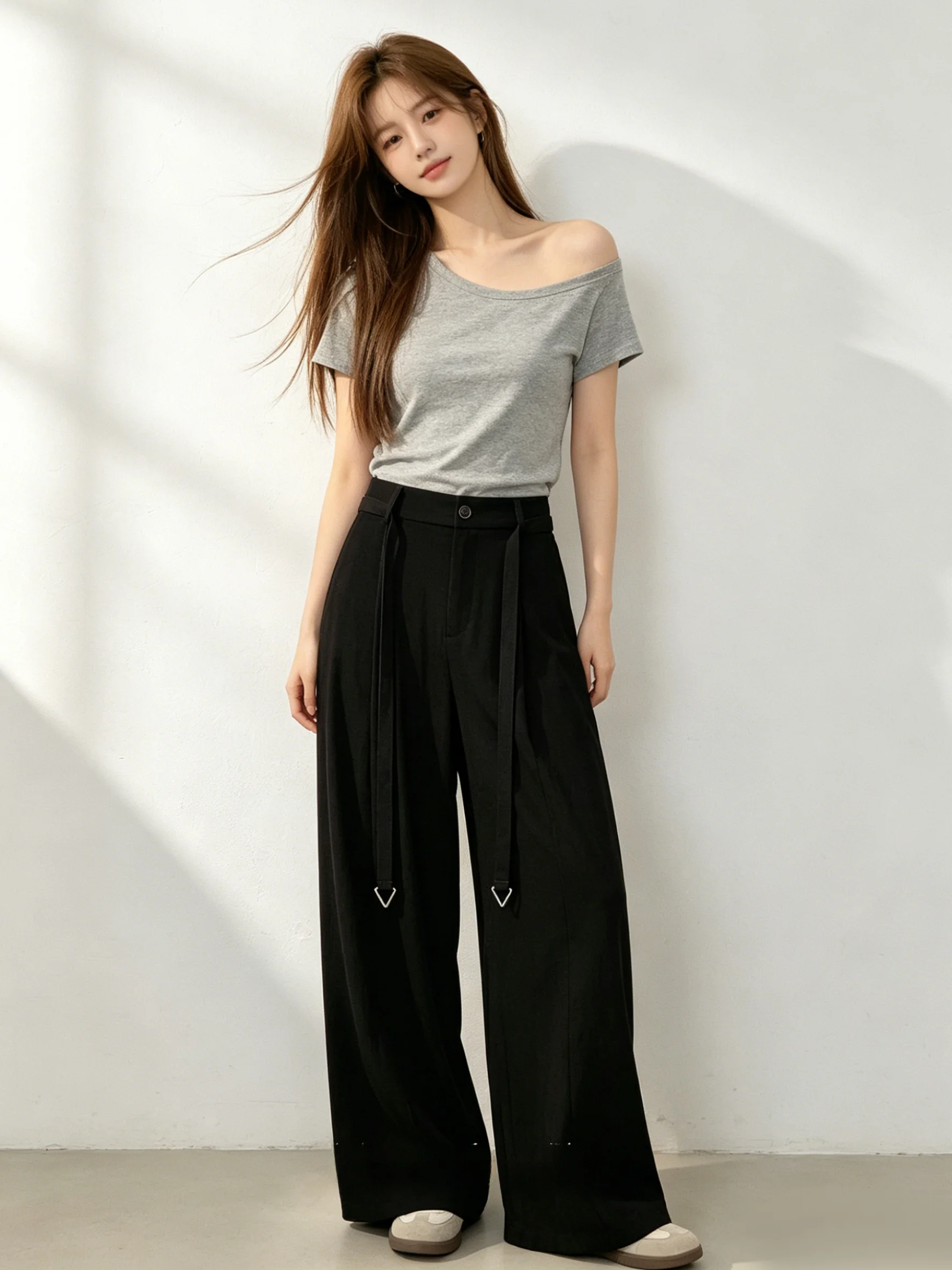 Elegant Black Low-Waist Wide-Leg Pants Women's Summer Loose Casual Slimming High-End Drapey Comfortable Breathable Trousers
Elegant Black Low-Waist Wide-Leg Pants Women's Summer Loose Casual Slimming High-End Drapey Comfortable Breathable Trousers