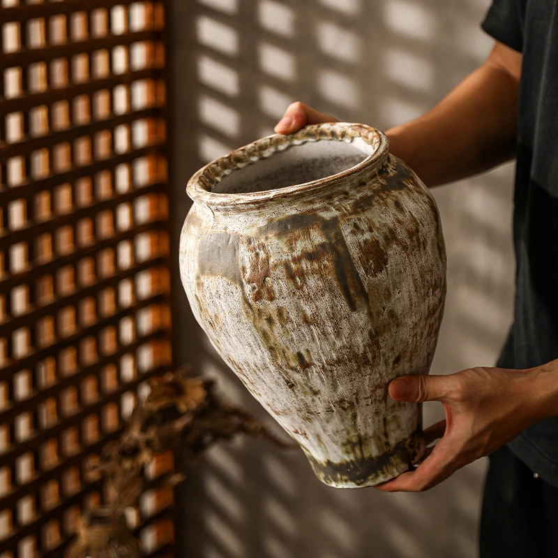 Retro ceramic vase Antique flower pot Handmade flower pincher Living room advanced ornament
Retro ceramic vase Antique flower pot Handmade flower pincher Living room advanced ornament