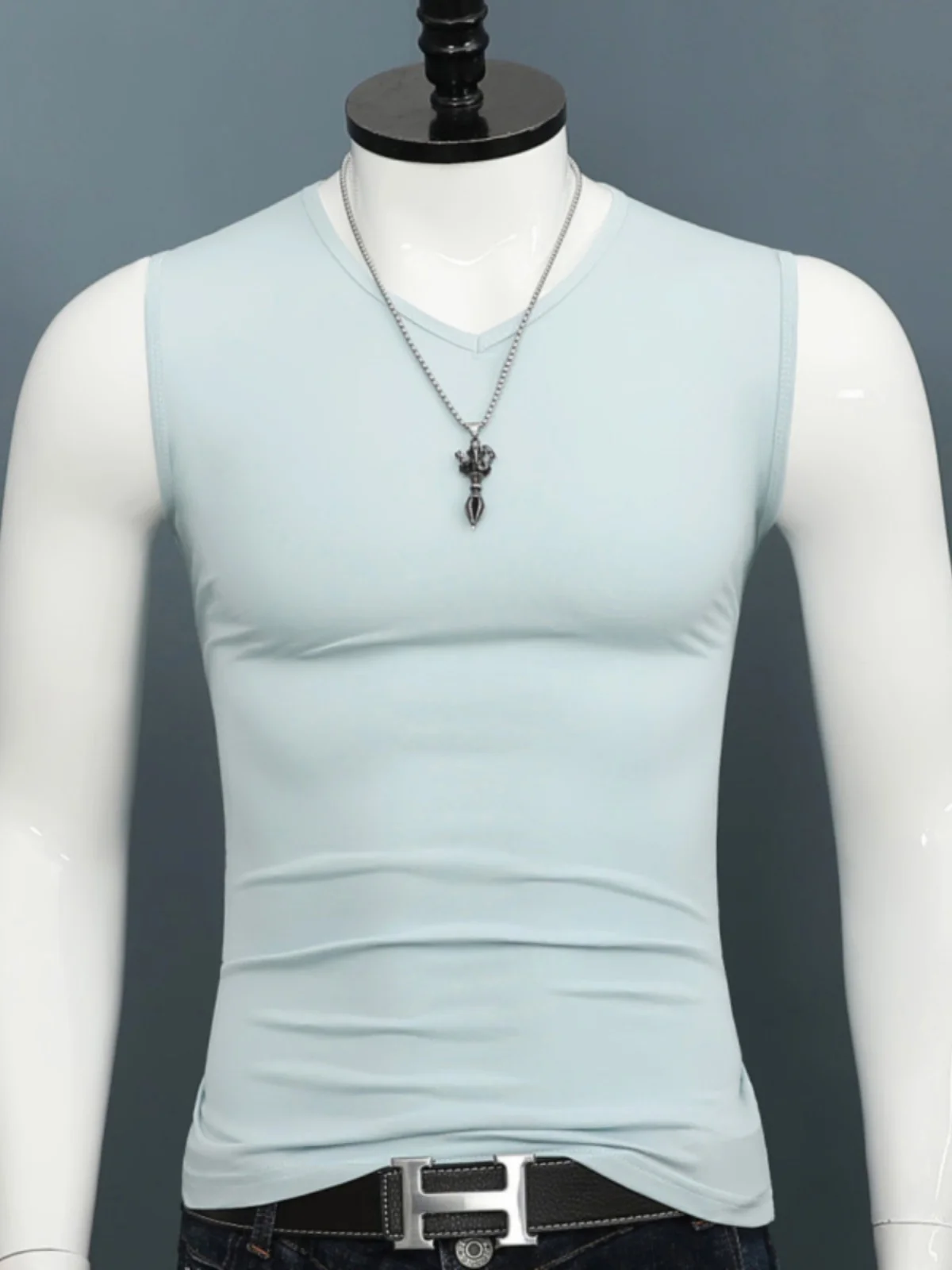 Men's Pure Cotton Slim Fit Tank Top Svel Fitn Sportswear Summer Trendy Large Size V-Ne Sweat Vest Straight Hem
Men's Pure Cotton Slim Fit Tank Top Svel Fitn Sportswear Summer Trendy Large Size V-Ne Sweat Vest Straight Hem