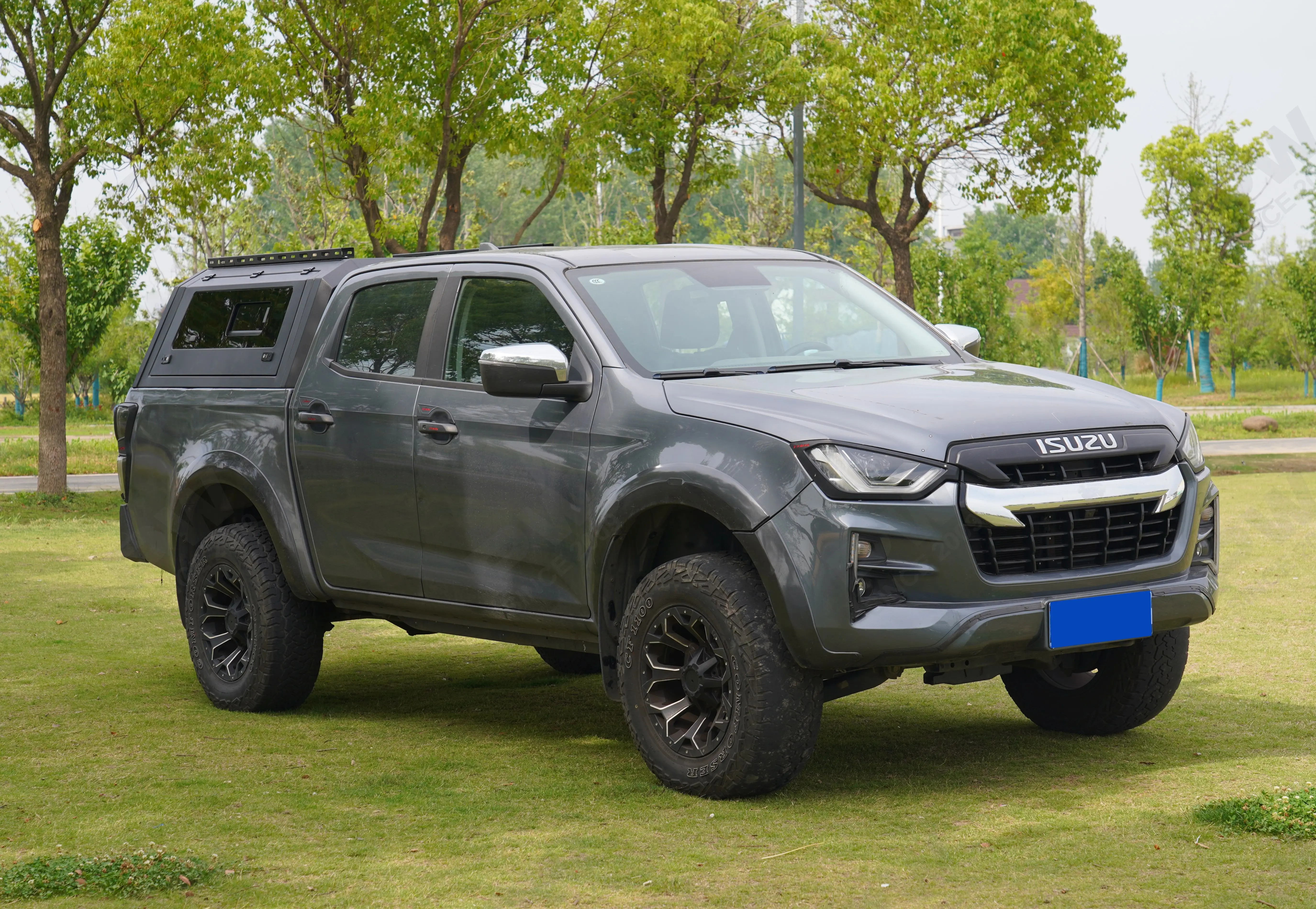 KQX High Quality Custom Pickup Hardtop Waterproof Steel Topper Truck Canopy for Hilux Vigo
KQX High Quality Custom Pickup Hardtop Waterproof Steel Topper Truck Canopy for Hilux Vigo