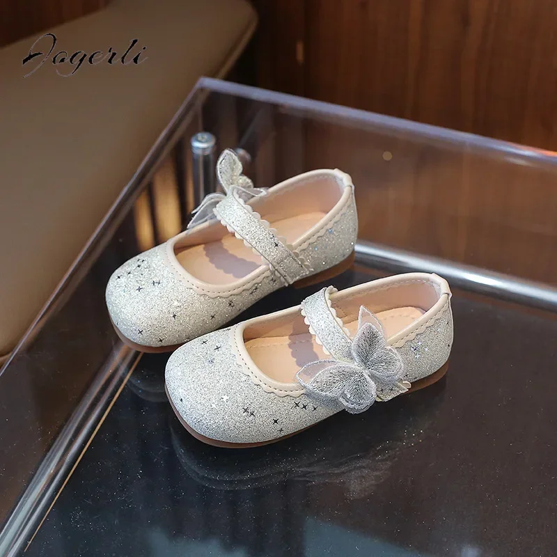 Spring Autumn New Girl's Shoes Fashionable Cute Princess Flats Girl Bow Student School PU Leather Loafer Size 21-35
Spring Autumn New Girl's Shoes Fashionable Cute Princess Flats Girl Bow Student School PU Leather Loafer Size 21-35
