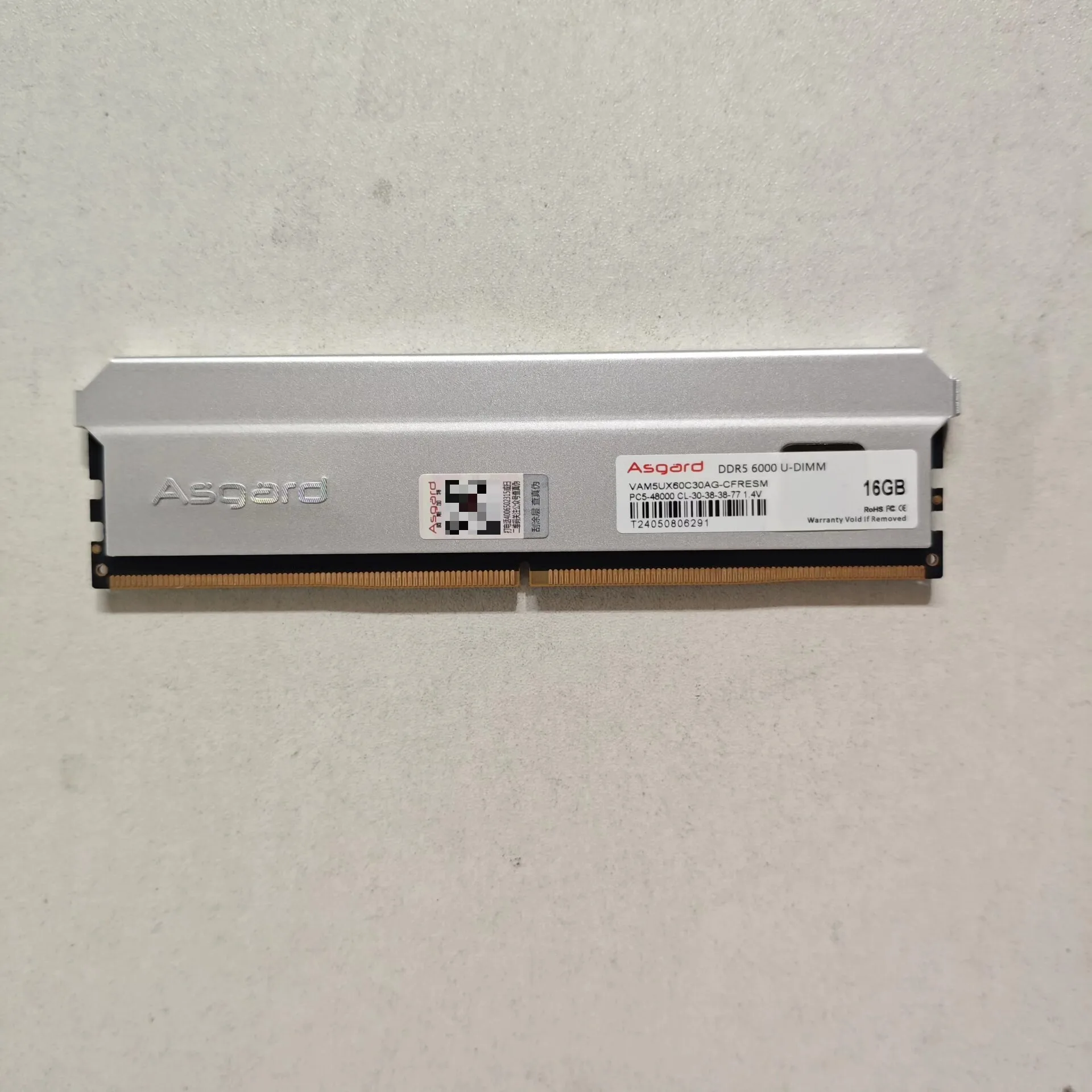 Second-hand,99% New,Asgard DDR5 16G 6000 C30,fully Tested
Second-hand,99% New,Asgard DDR5 16G 6000 C30,fully Tested