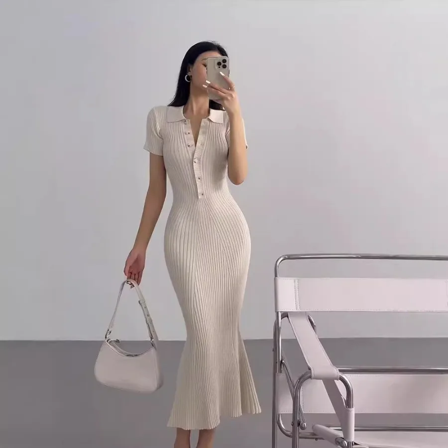 【New style】Yue Jie style fish tail knit dress for women autumn and summer long style polo slim commuting short sleeve bag
【New style】Yue Jie style fish tail knit dress for women autumn and summer long style polo slim commuting short sleeve bag