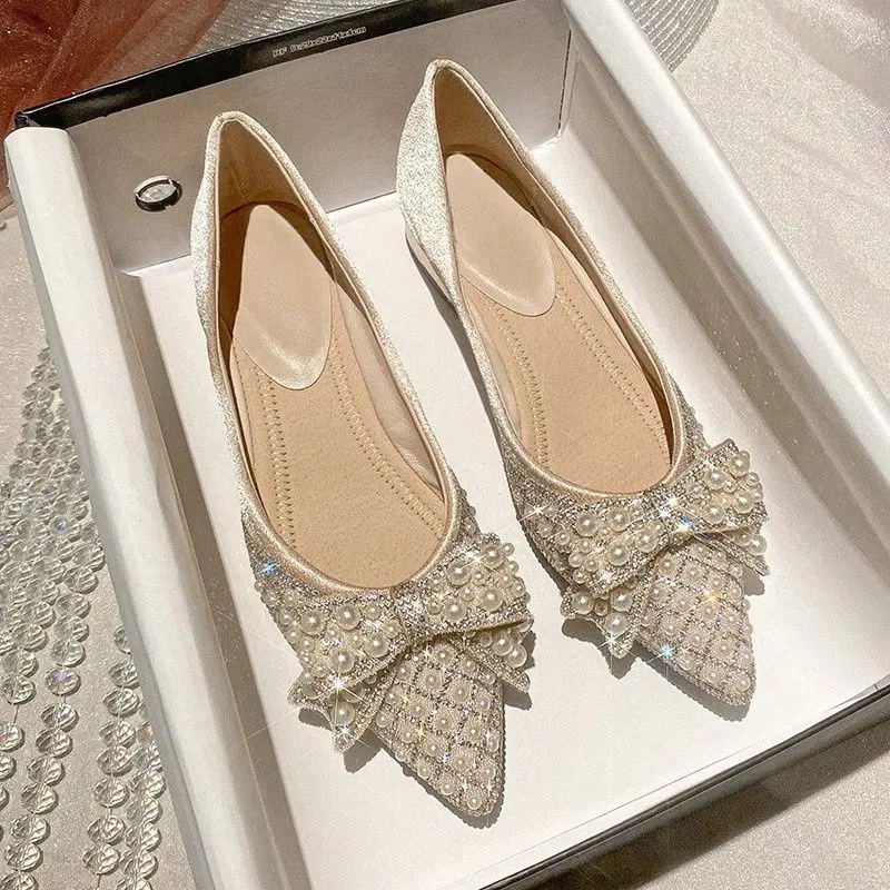 Summer New Fashion Hundred Women's Shoes Bowknot Shallow Mouth Soft Bottom Rhinestone Flat Shoes Breathable Walking Shoes
Summer New Fashion Hundred Women's Shoes Bowknot Shallow Mouth Soft Bottom Rhinestone Flat Shoes Breathable Walking Shoes