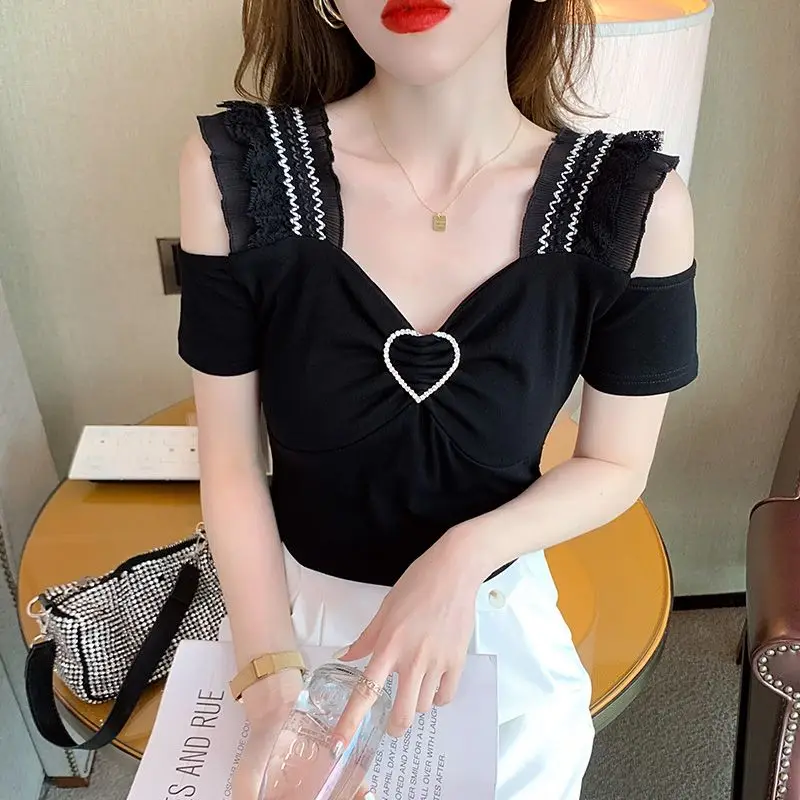 Summer New Lace Patchwork Off Shoulder Tops Tees Short Sleeve Pleated Slim Youth Sexy T Shirts Fashion Elegant Women Clothing
Summer New Lace Patchwork Off Shoulder Tops Tees Short Sleeve Pleated Slim Youth Sexy T Shirts Fashion Elegant Women Clothing