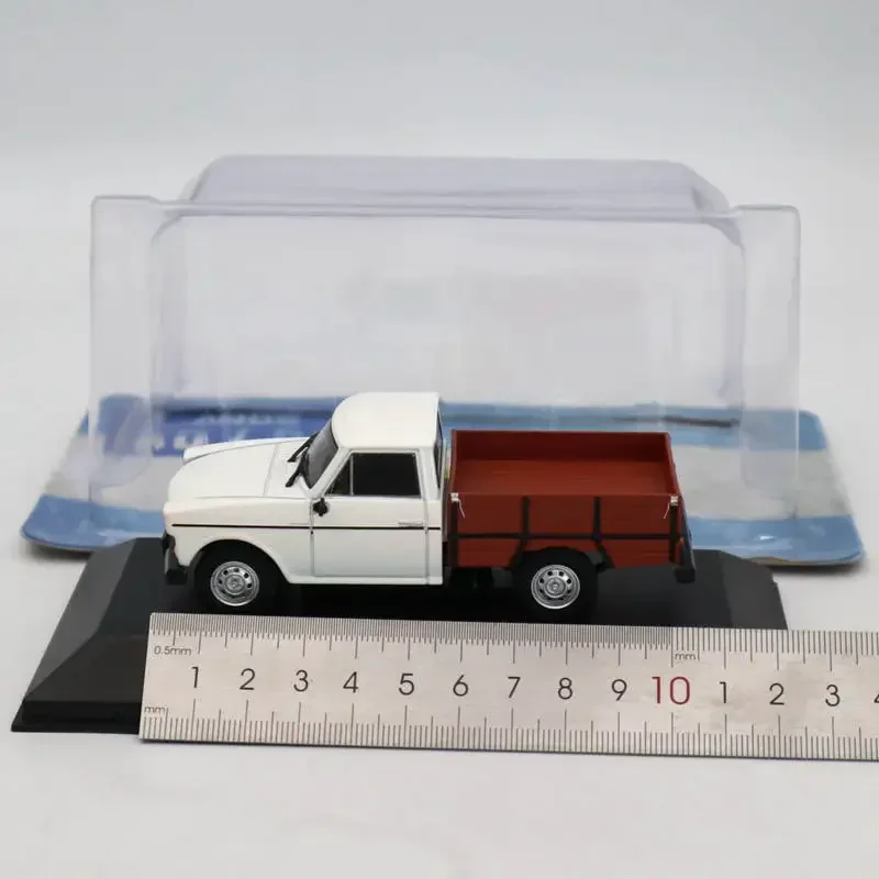 Модель автомобиля под давлением IXO 1:43 для Ranquel 1989, игрушки для детей, подарки, белый, красный металл, пластик, резина
Модель автомобиля под давлением IXO 1:43 для Ranquel 1989, игрушки для детей, подарки, белый, красный металл, пластик, резина