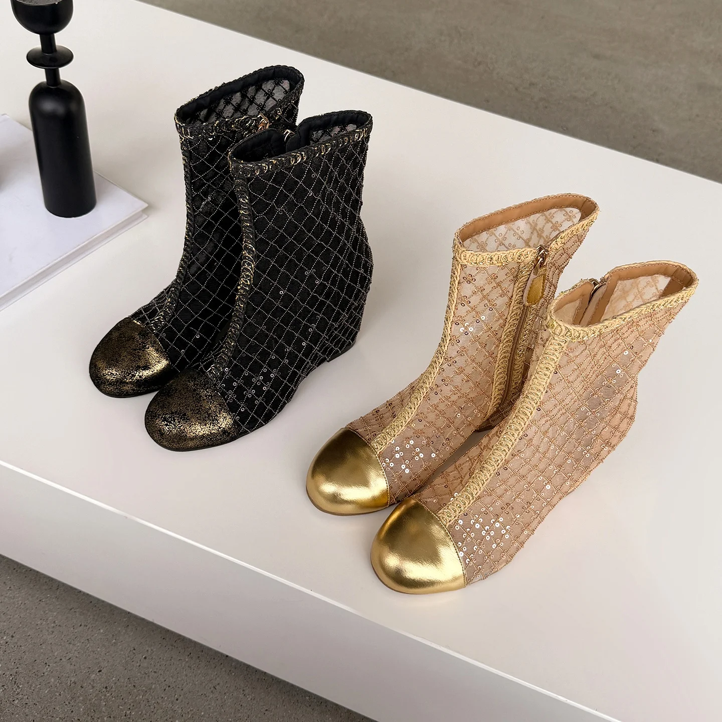 Sheepskin 2026 Spring Summer Wedge Heels Mesh Boots Sequined Side Zipper Breathable High Heel Fashion Shoes for Woemen
Sheepskin 2026 Spring Summer Wedge Heels Mesh Boots Sequined Side Zipper Breathable High Heel Fashion Shoes for Woemen